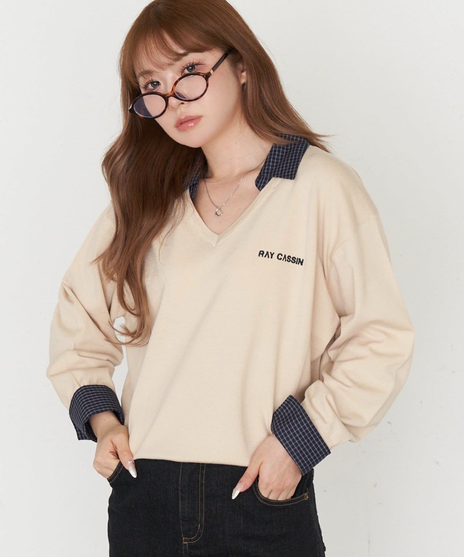 OUTLET(アウトレット) 【RAY CASSIN】襟付V胸刺繍ニット