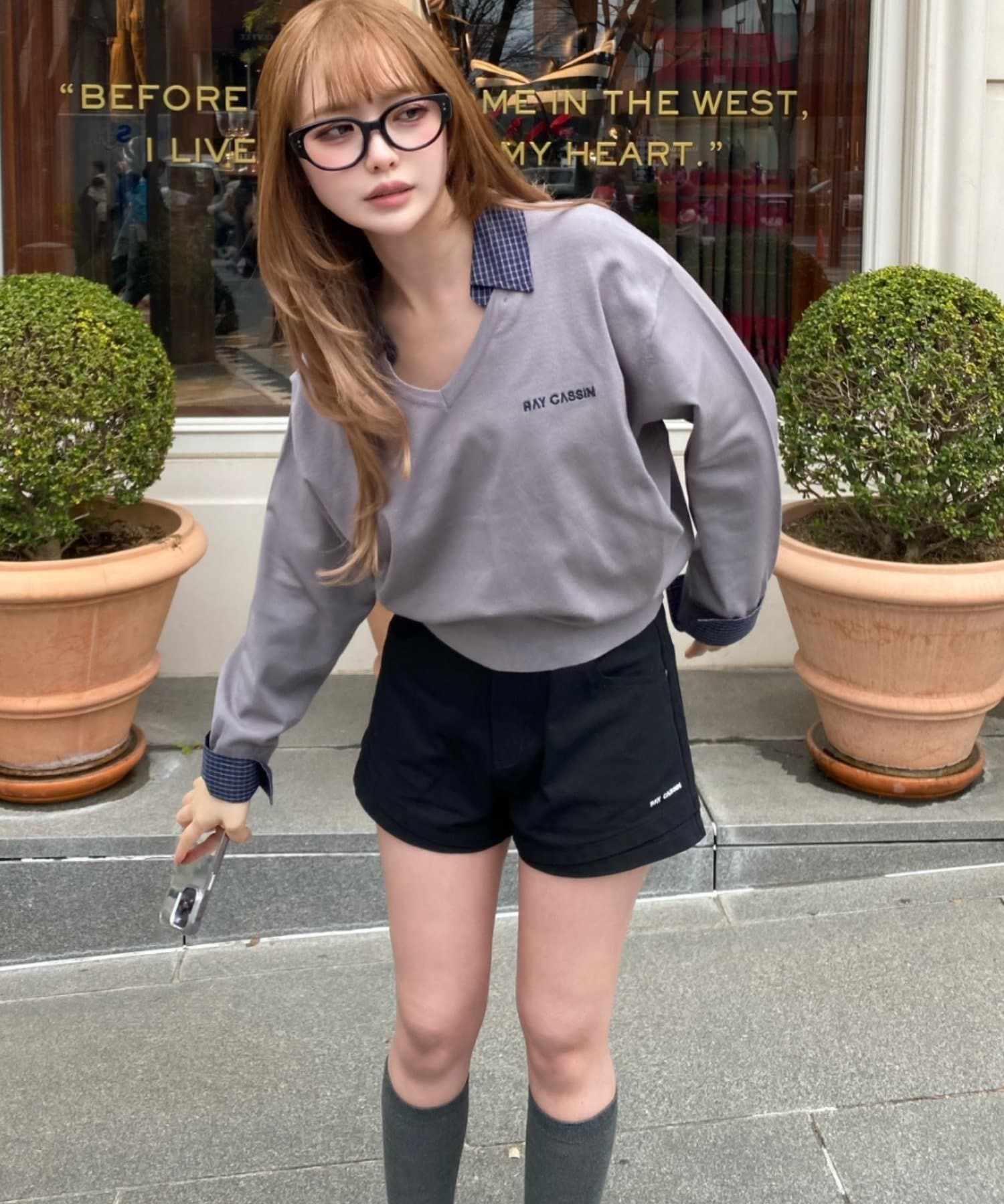 OUTLET(アウトレット) 【RAY CASSIN】襟付V胸刺繍ニット