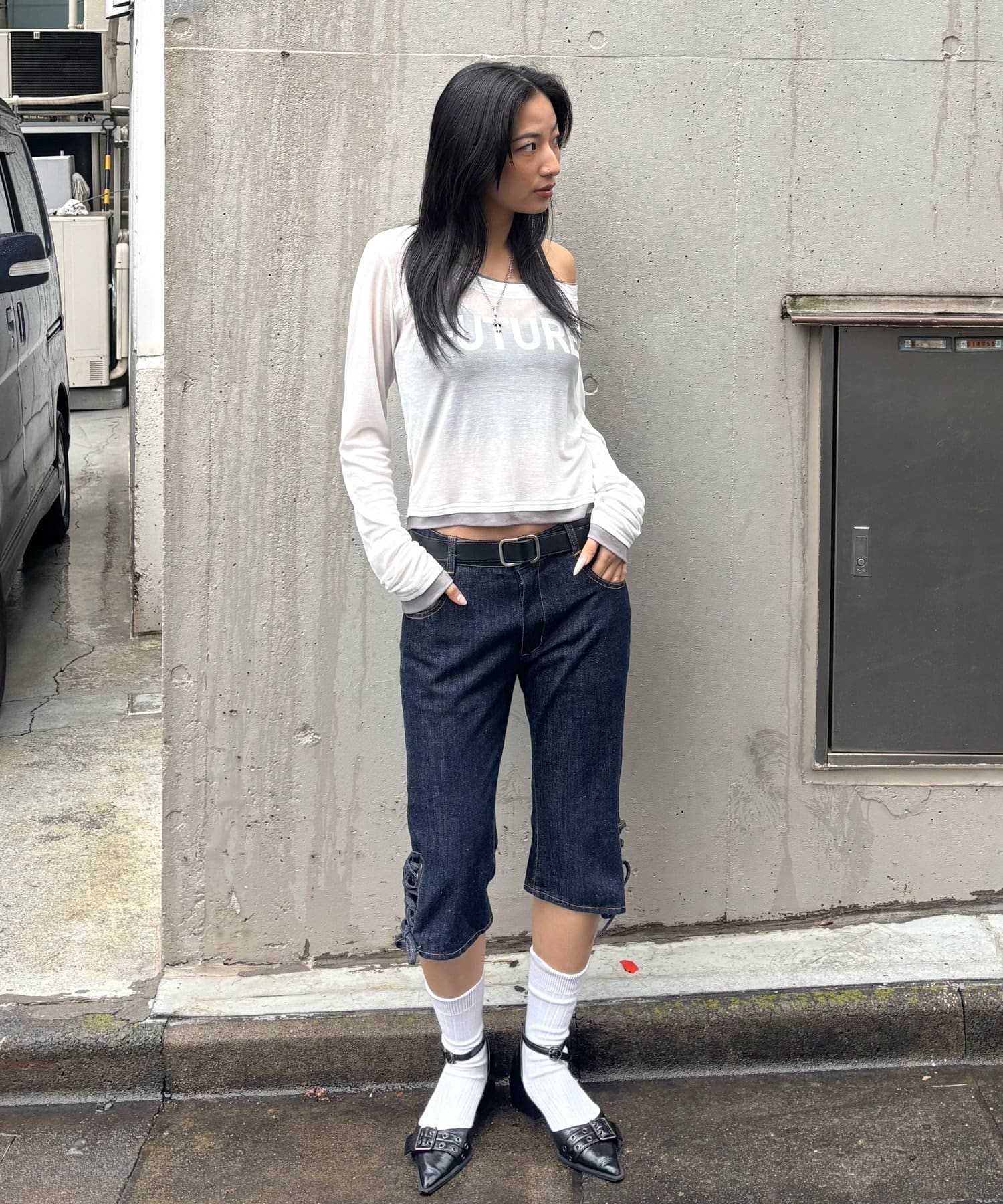 OUTLET(アウトレット) 【WHO'S WHO gallery】レースアップデニムカプリパンツ