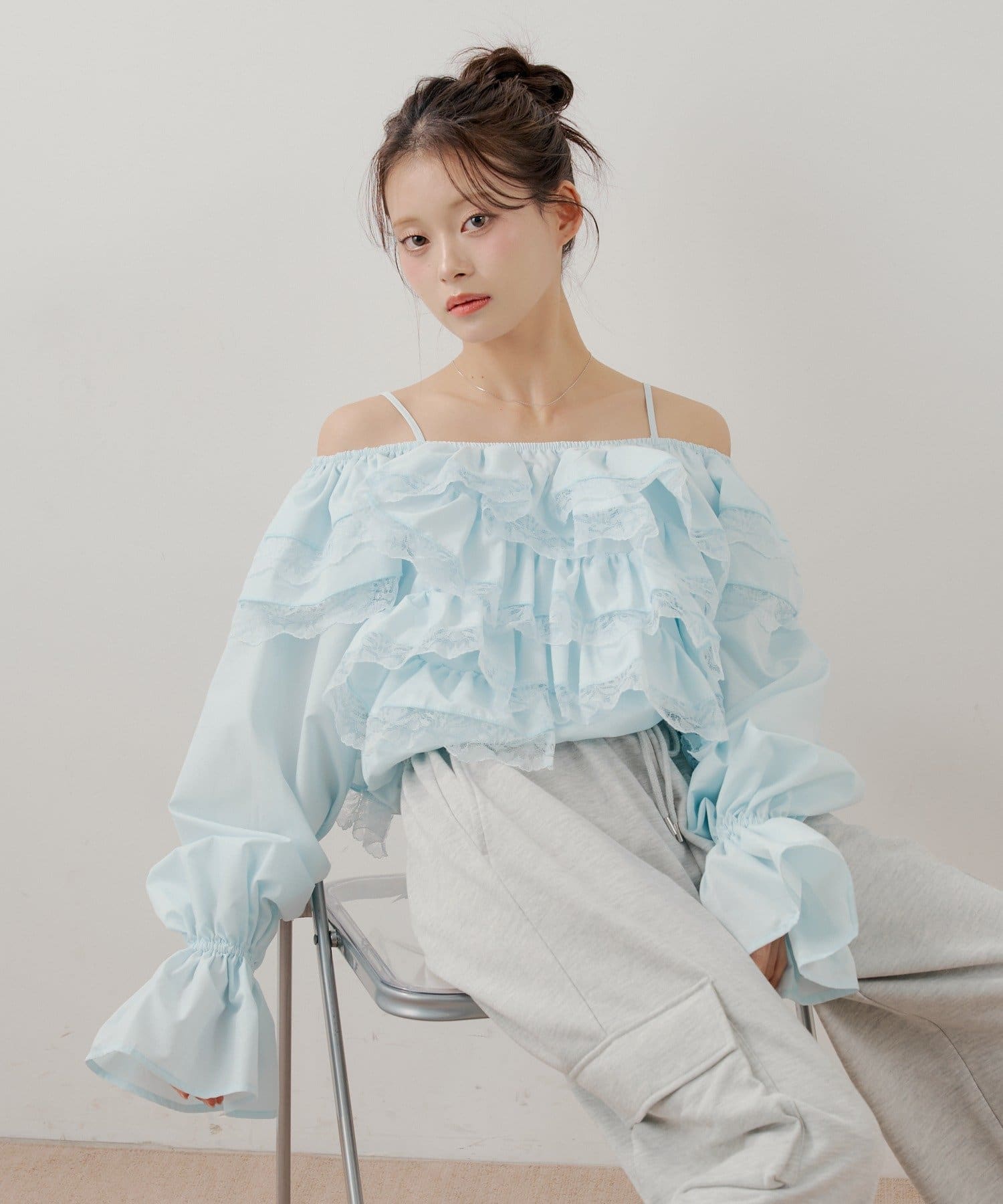 OUTLET(アウトレット) 【Chico】ボリュームフリルレースブラウス