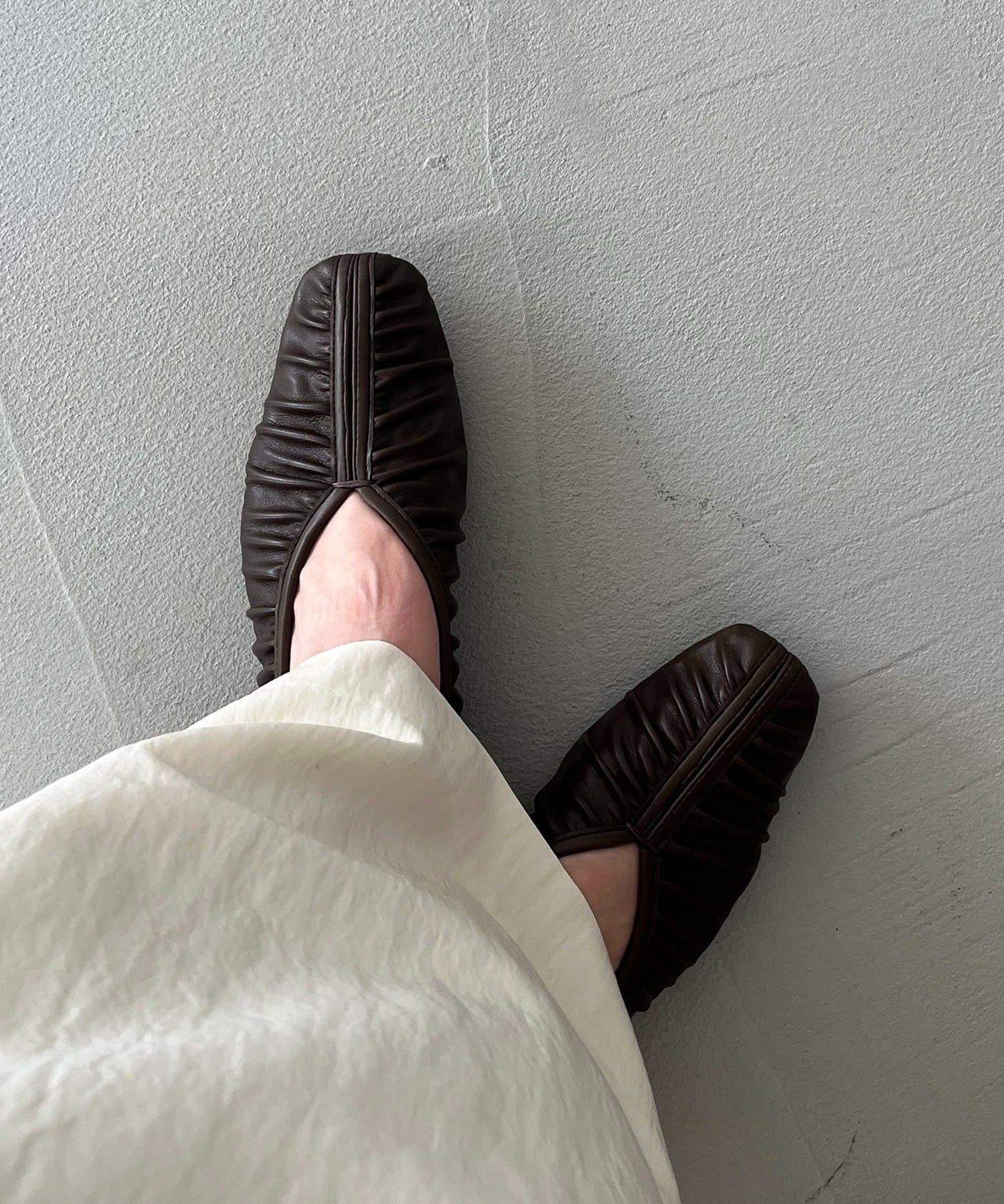 OUTLET(アウトレット) 【CAPRICIEUX LE'MAGE】ギャザーソフトフラットシューズ