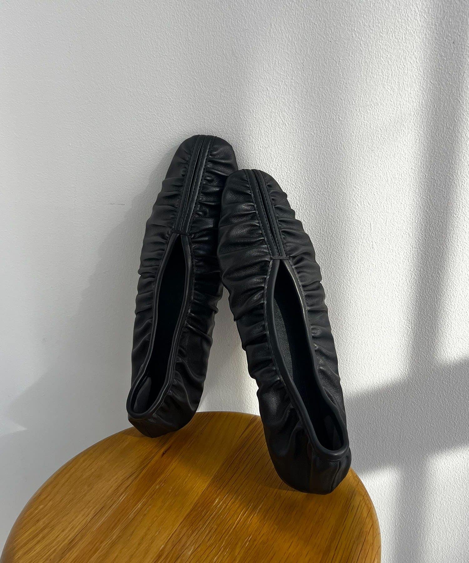 OUTLET(アウトレット) 【CAPRICIEUX LE'MAGE】ギャザーソフトフラットシューズ