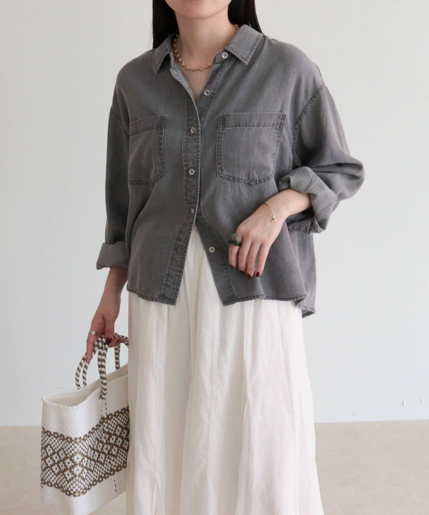 FREDY & GLOSTER(フレディ アンド グロスター) とろみデニムクロップドシャツ