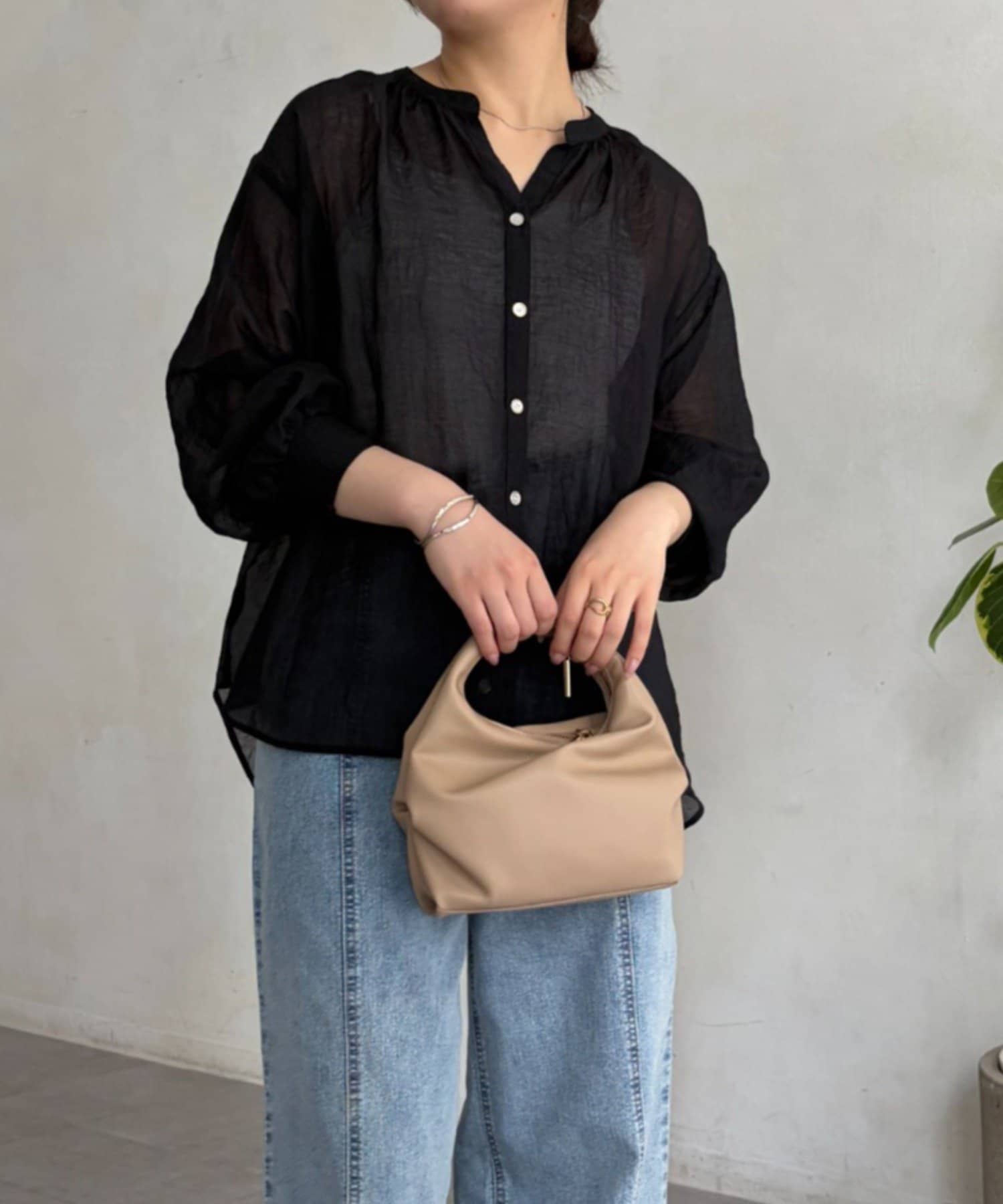 Jena　espace merveilleux(ジェナ　エスパスメルヴェイユ) リネンライクシアーシャツ