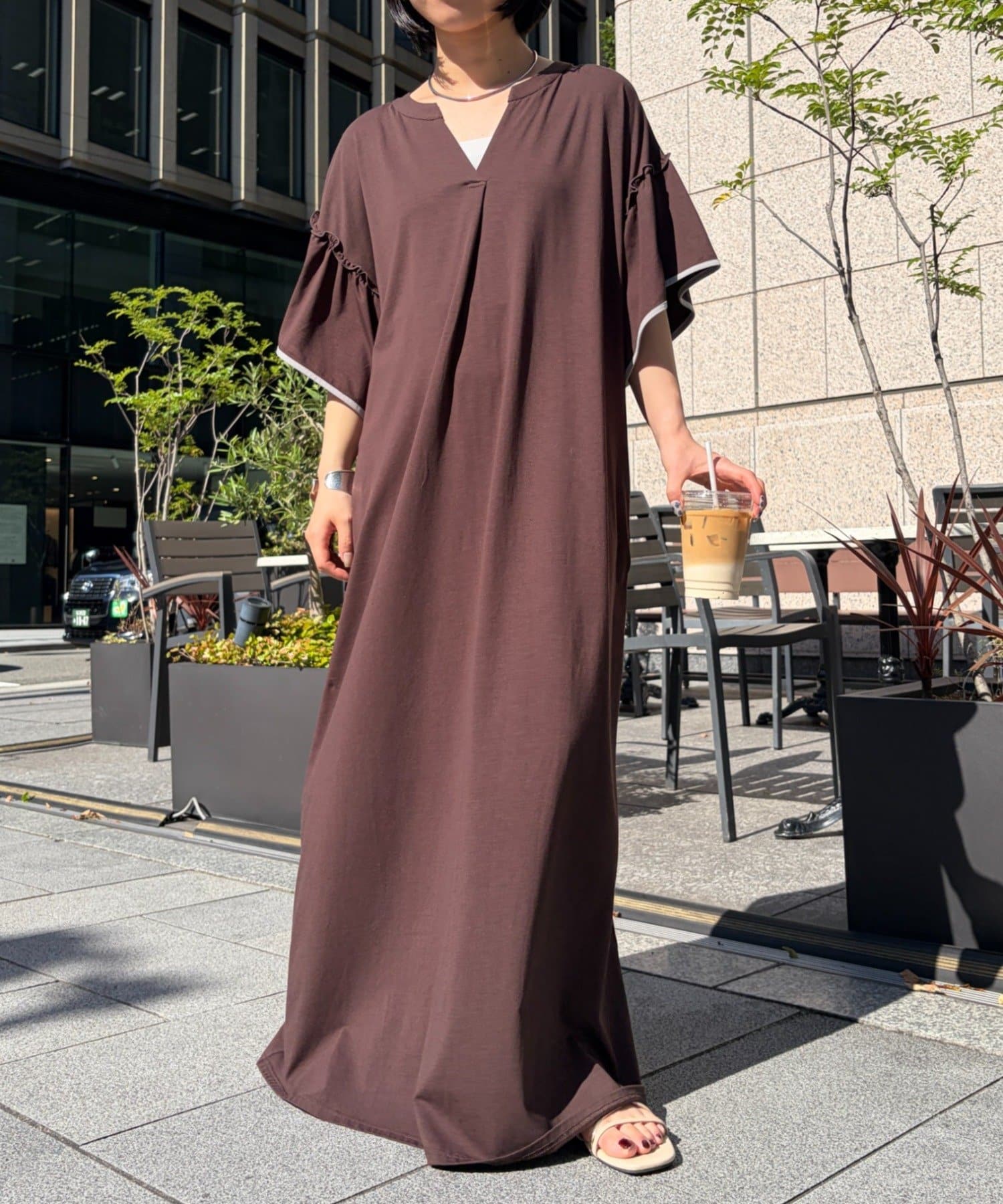 Jena　espace merveilleux(ジェナ　エスパスメルヴェイユ) 袖フレアスキッパーワンピース