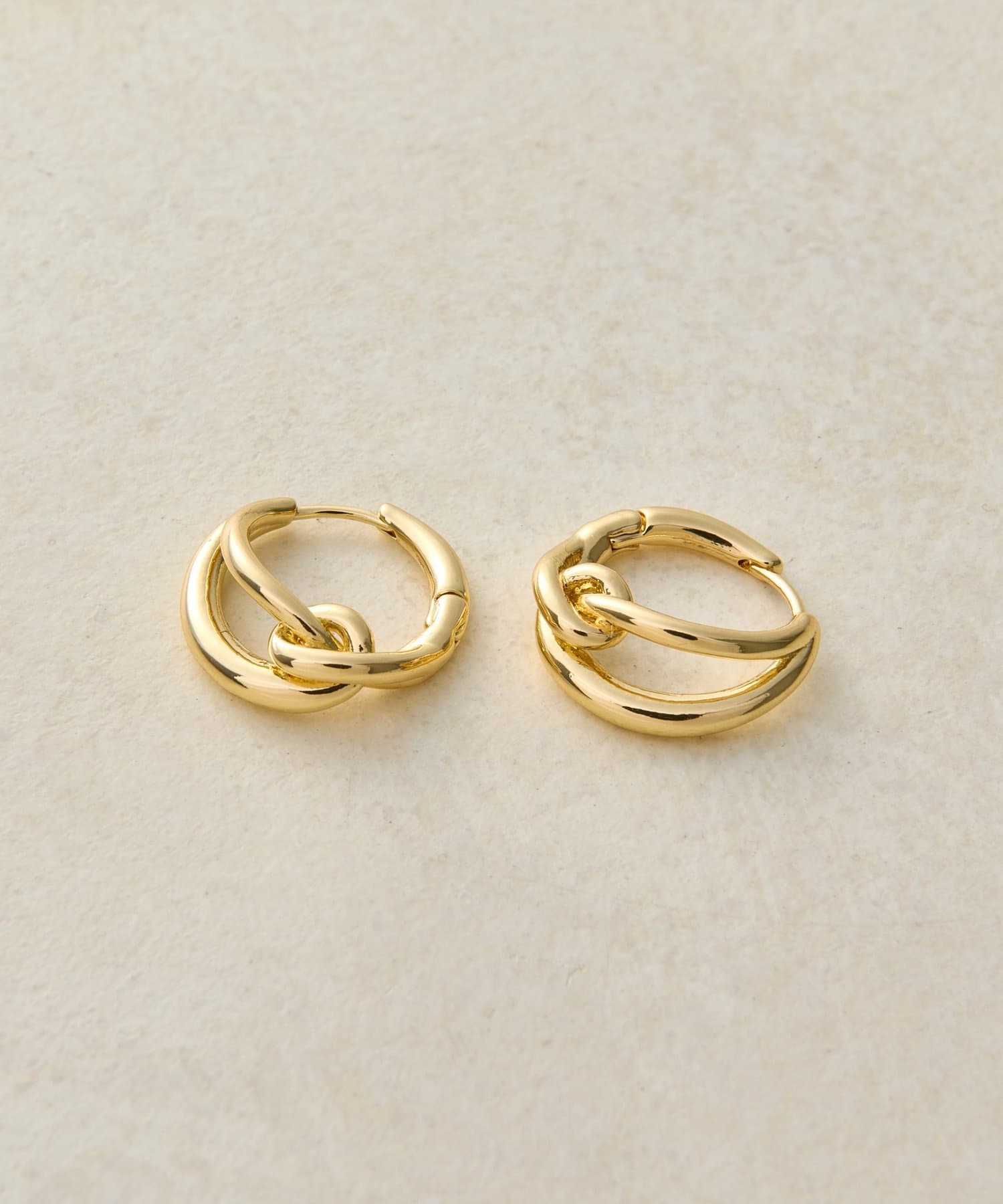 DISCOAT(ディスコート) 【GOLDY】ツイストノットピアス