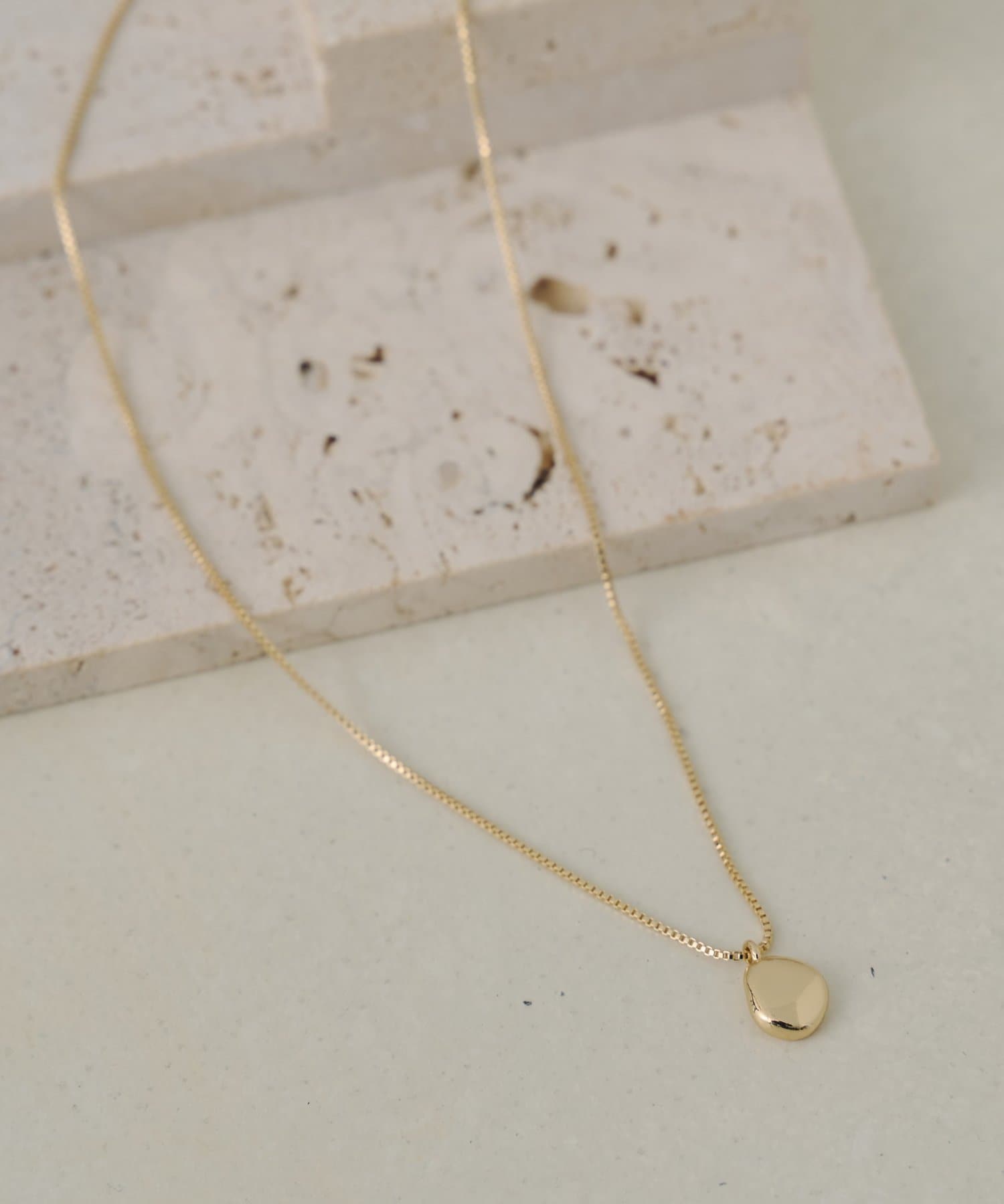 DISCOAT(ディスコート) 【Noka】楕円モチーフネックレス