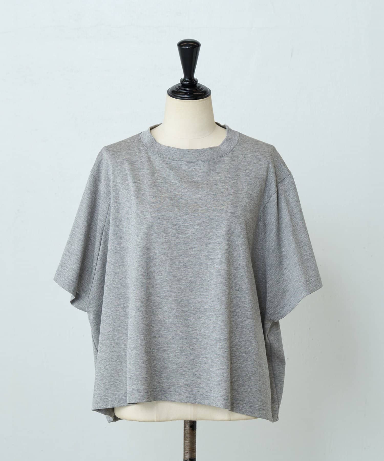 BEARDSLEY(ビアズリー) スクエアTee