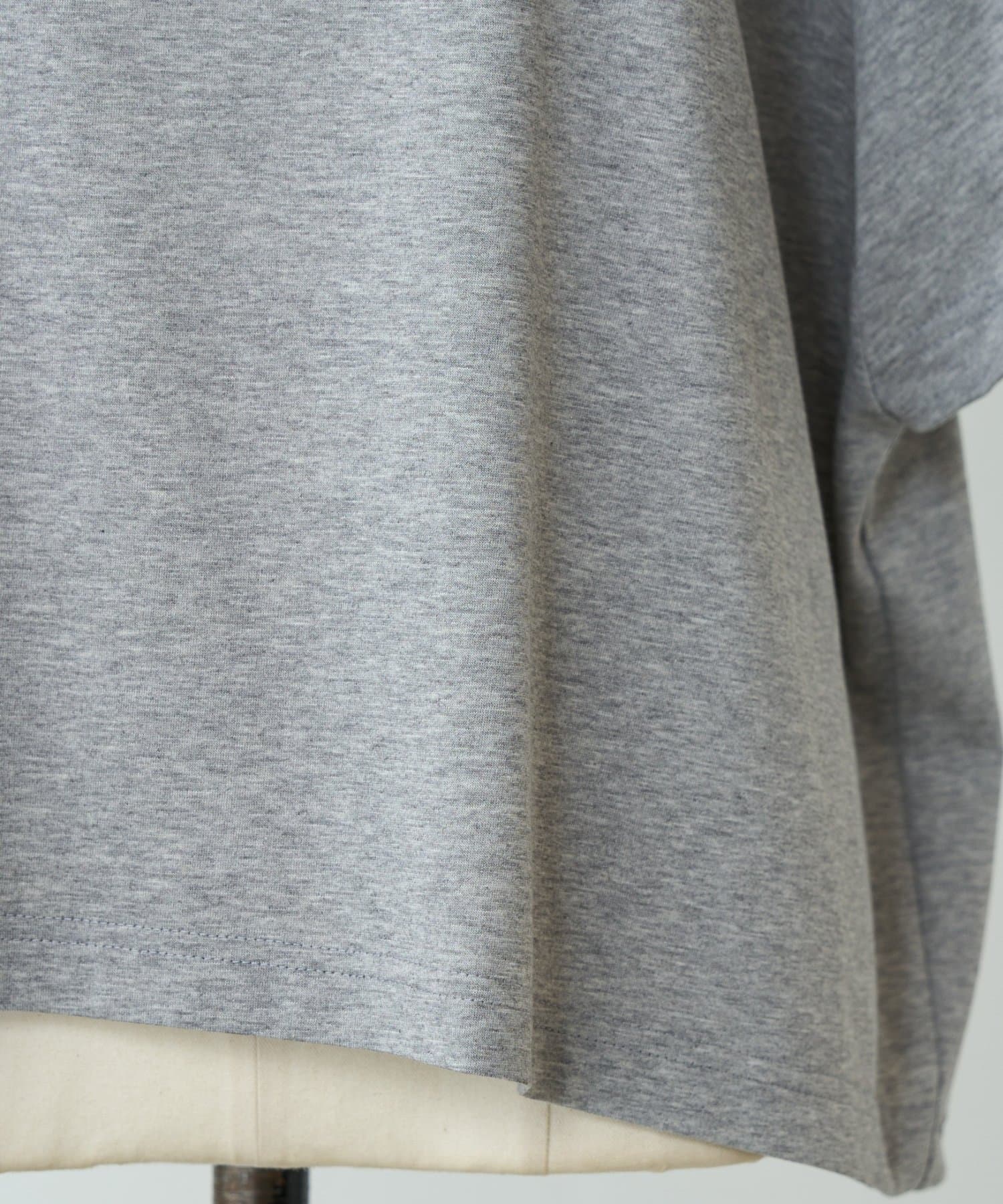 BEARDSLEY(ビアズリー) スクエアTee