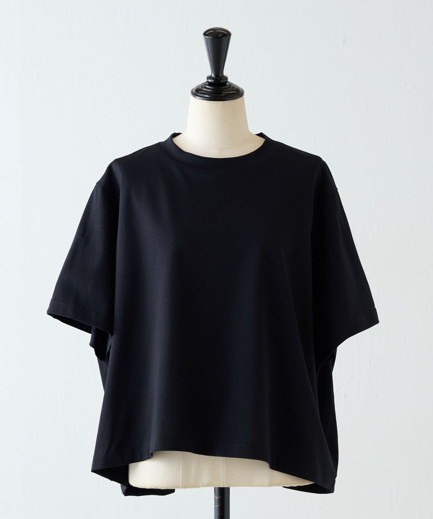 BEARDSLEY(ビアズリー) スクエアTee