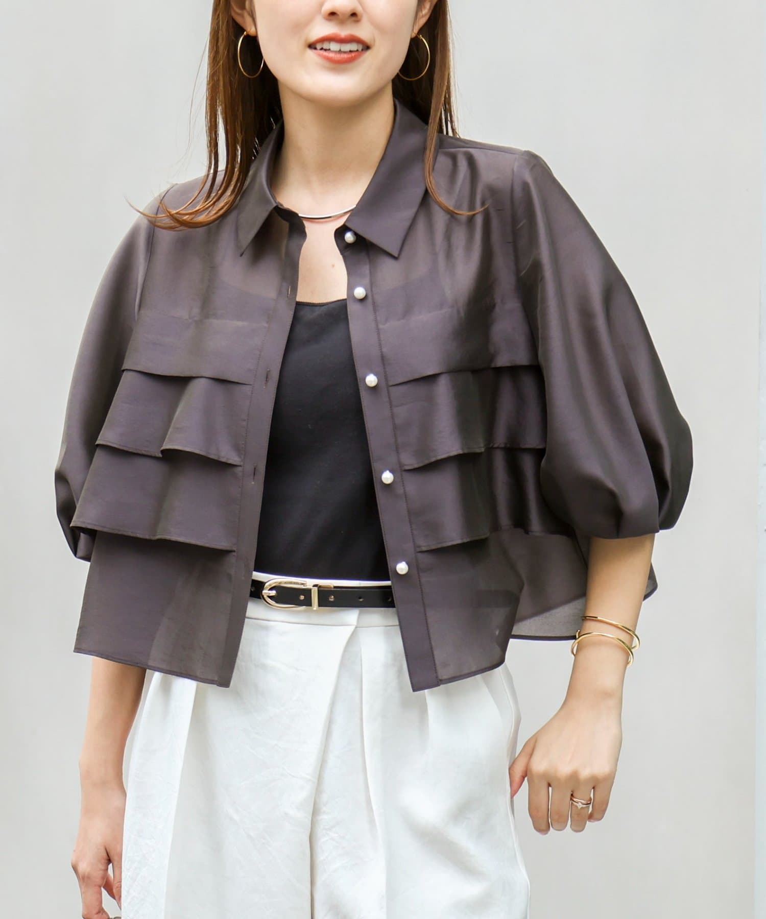 NOLLEY'S(ノーリーズ) シアーシルキーパール釦フリルブラウス