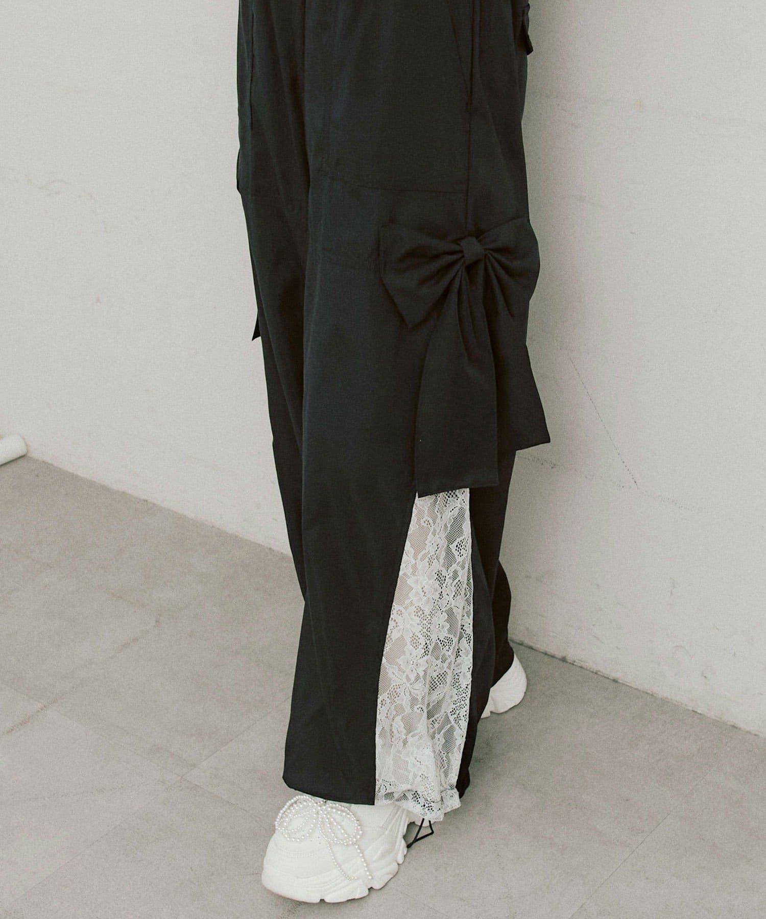 OLIVE des OLIVE(オリーブ デ オリーブ) サイドレースリボンカーゴパンツ