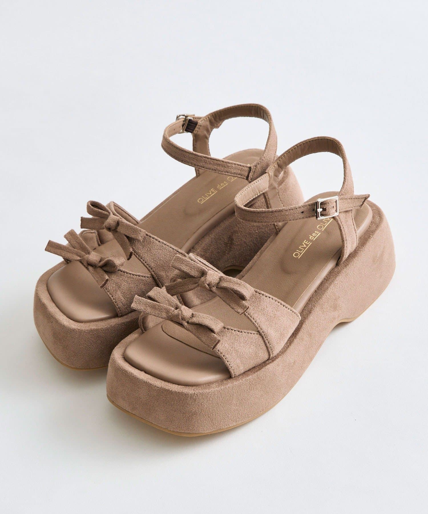 OLIVE des OLIVE(オリーブ デ オリーブ) カバー付きリボンサンダル