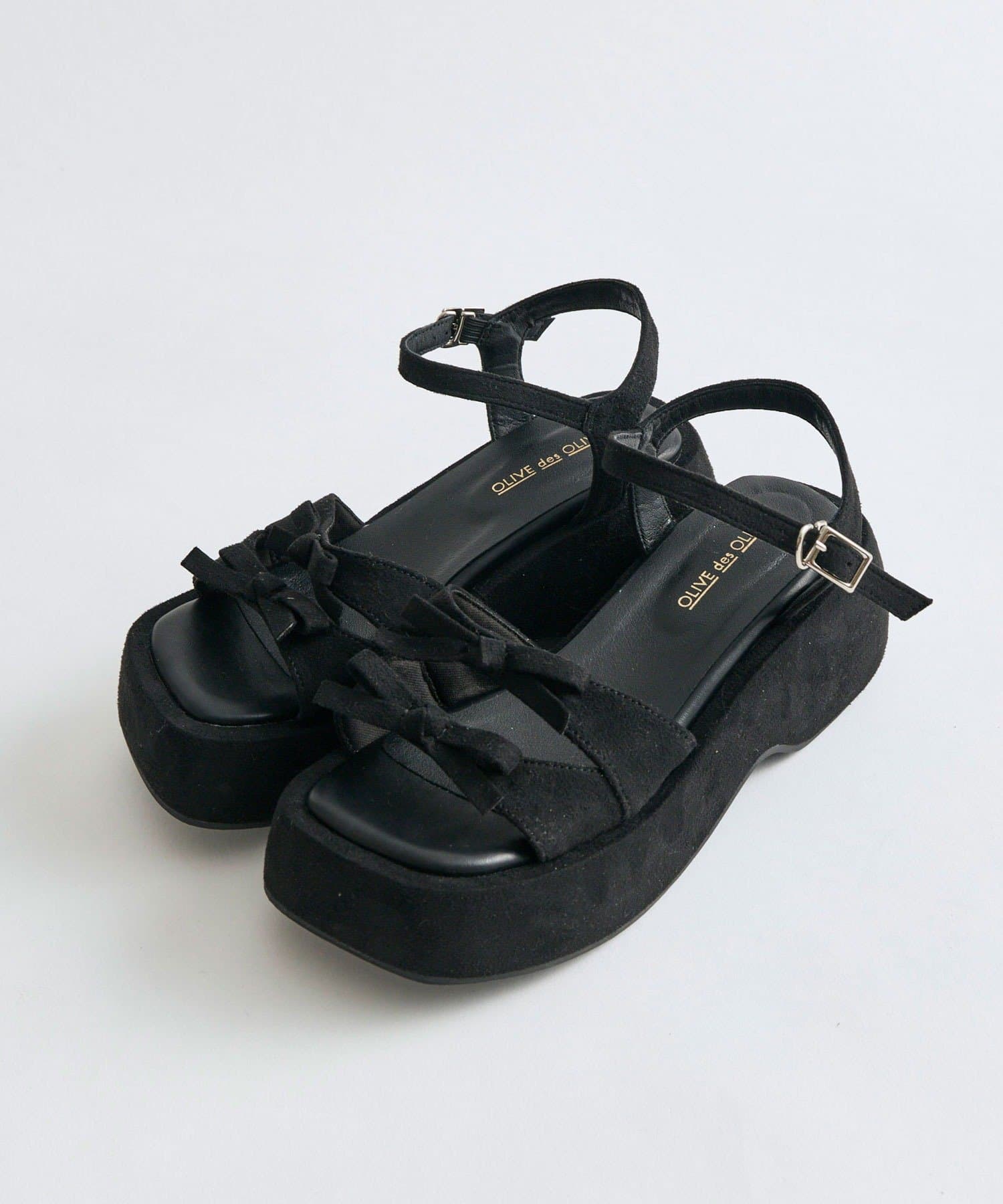 OLIVE des OLIVE(オリーブ デ オリーブ) カバー付きリボンサンダル