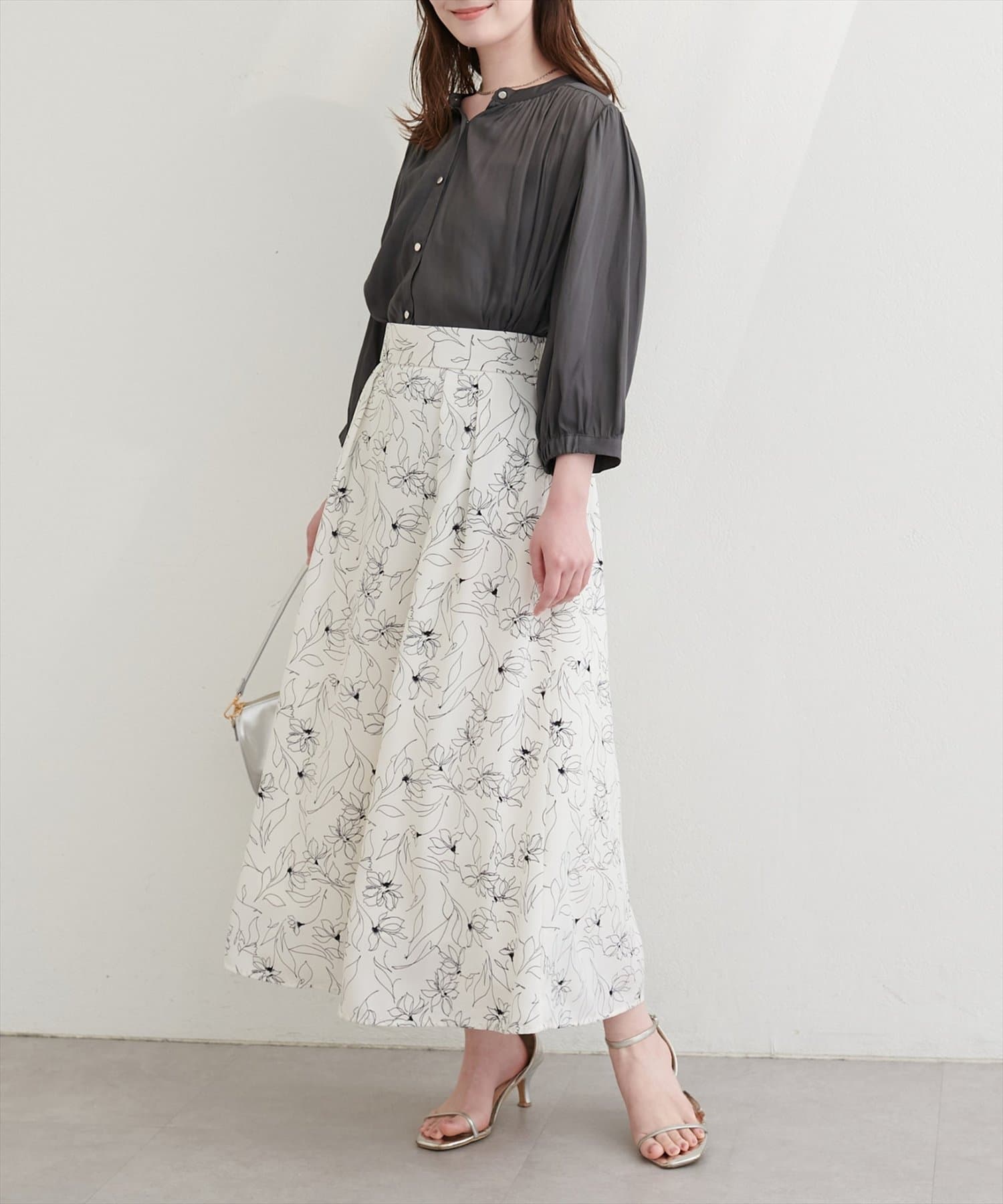 natural couture(ナチュラルクチュール) とろみサテン7分袖ブラウス