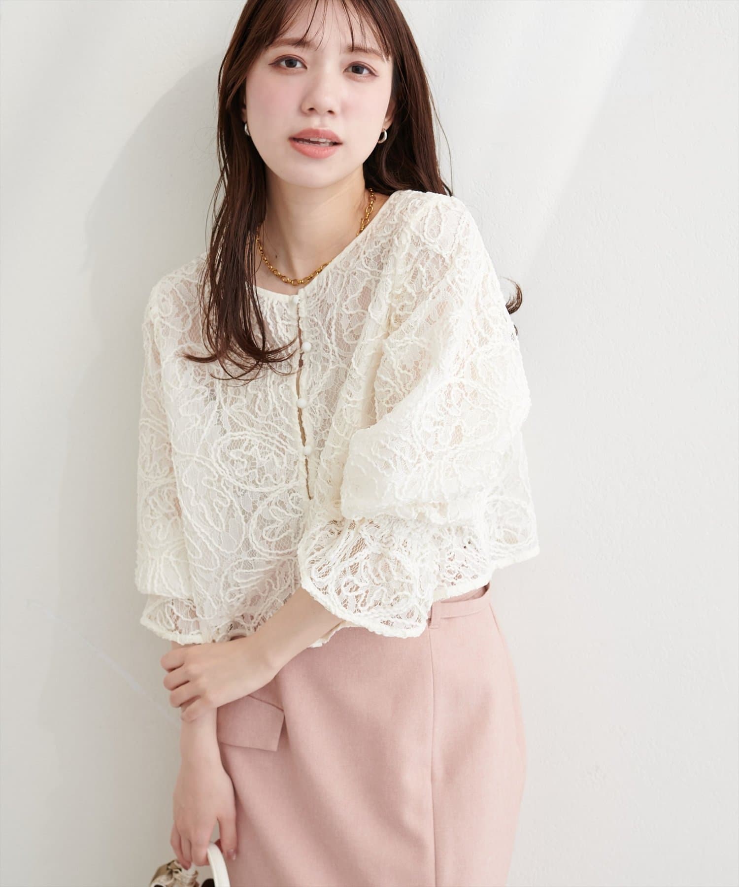 natural couture(ナチュラルクチュール) コード刺繍レースブラウス