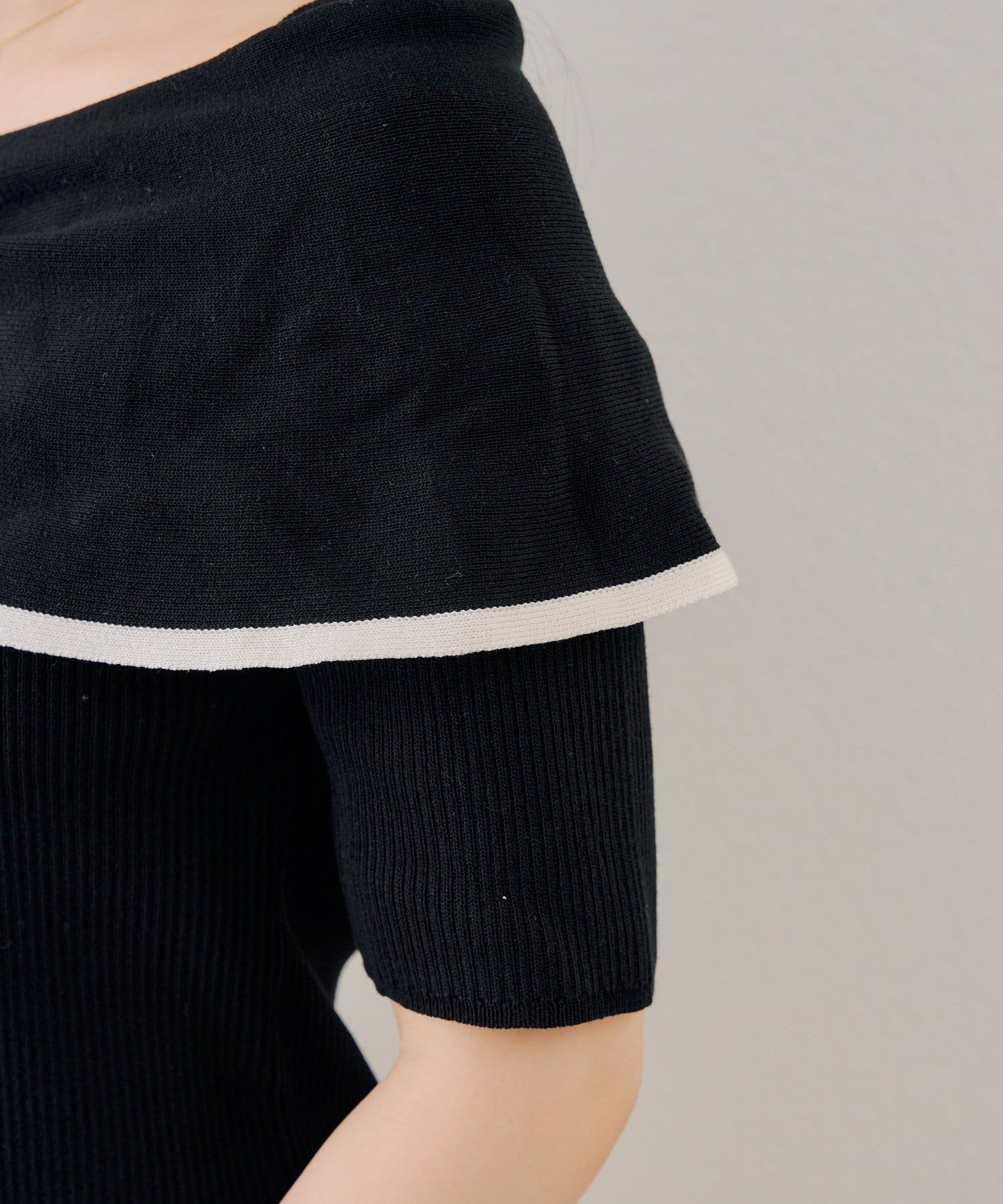 NICE CLAUP / OLIVE des OLIVE OUTLET(ナイスクラップ  / オリーブ デ オリーブ アウトレット) 【ANOTHER BRANCH】配色オフショルリボンプルオーバー