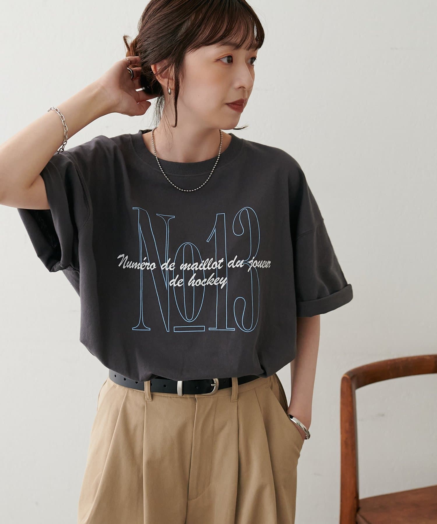 DISCOAT(ディスコート) 【Enlude/ご好評の為新色追加！】アソート縦長ナンバーロゴTシャツ《ユニセックス》