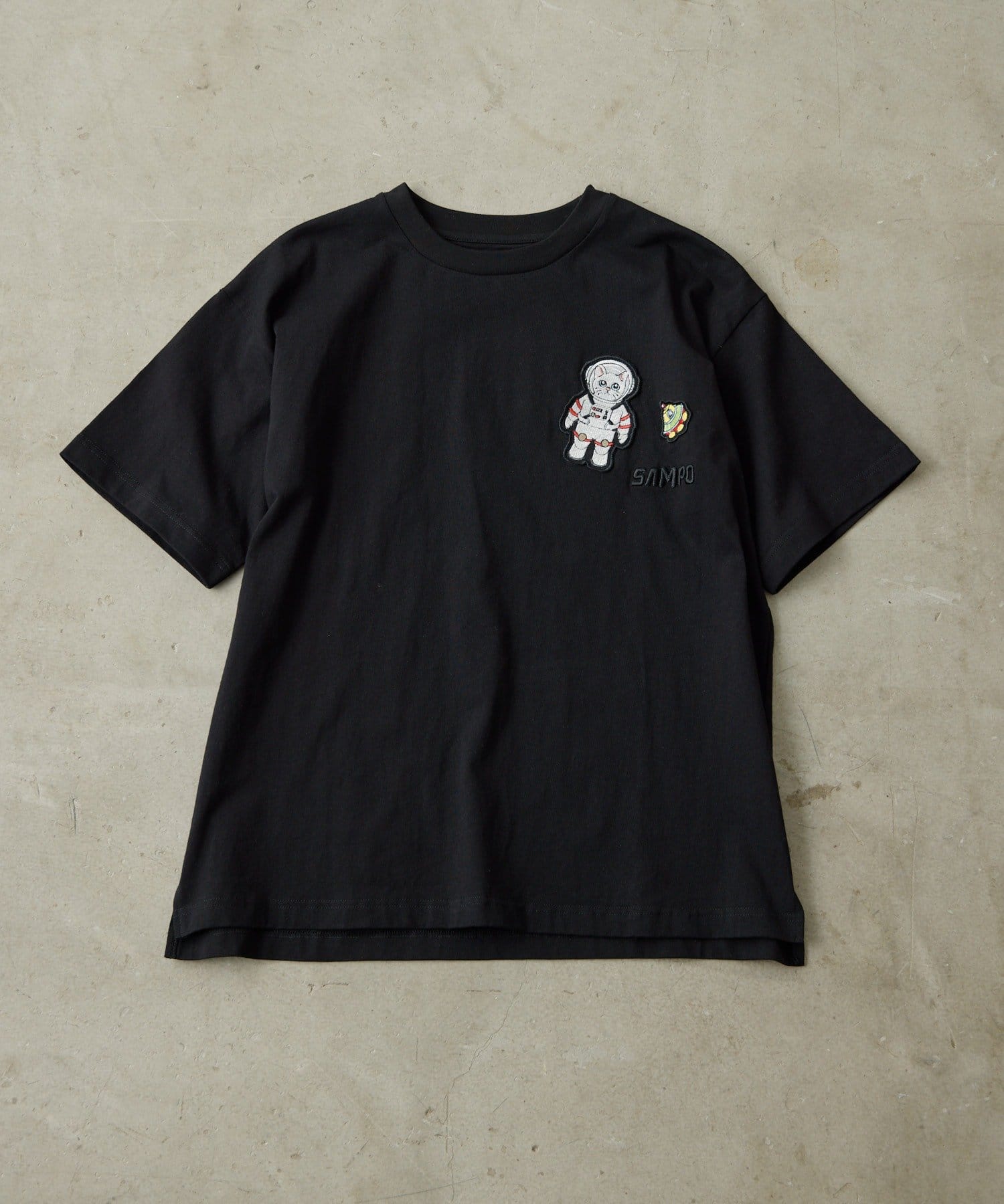 ear PAPILLONNER(イア パピヨネ) sampo×earコラボTシャツ《綿100％》