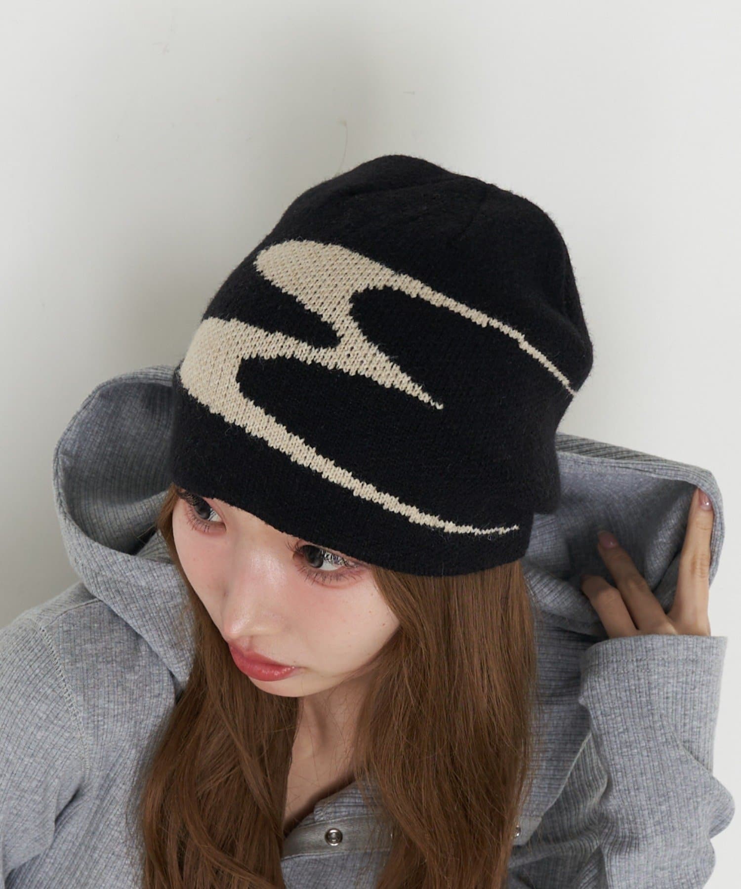 RAY CASSIN(レイカズン) ロゴビーニー