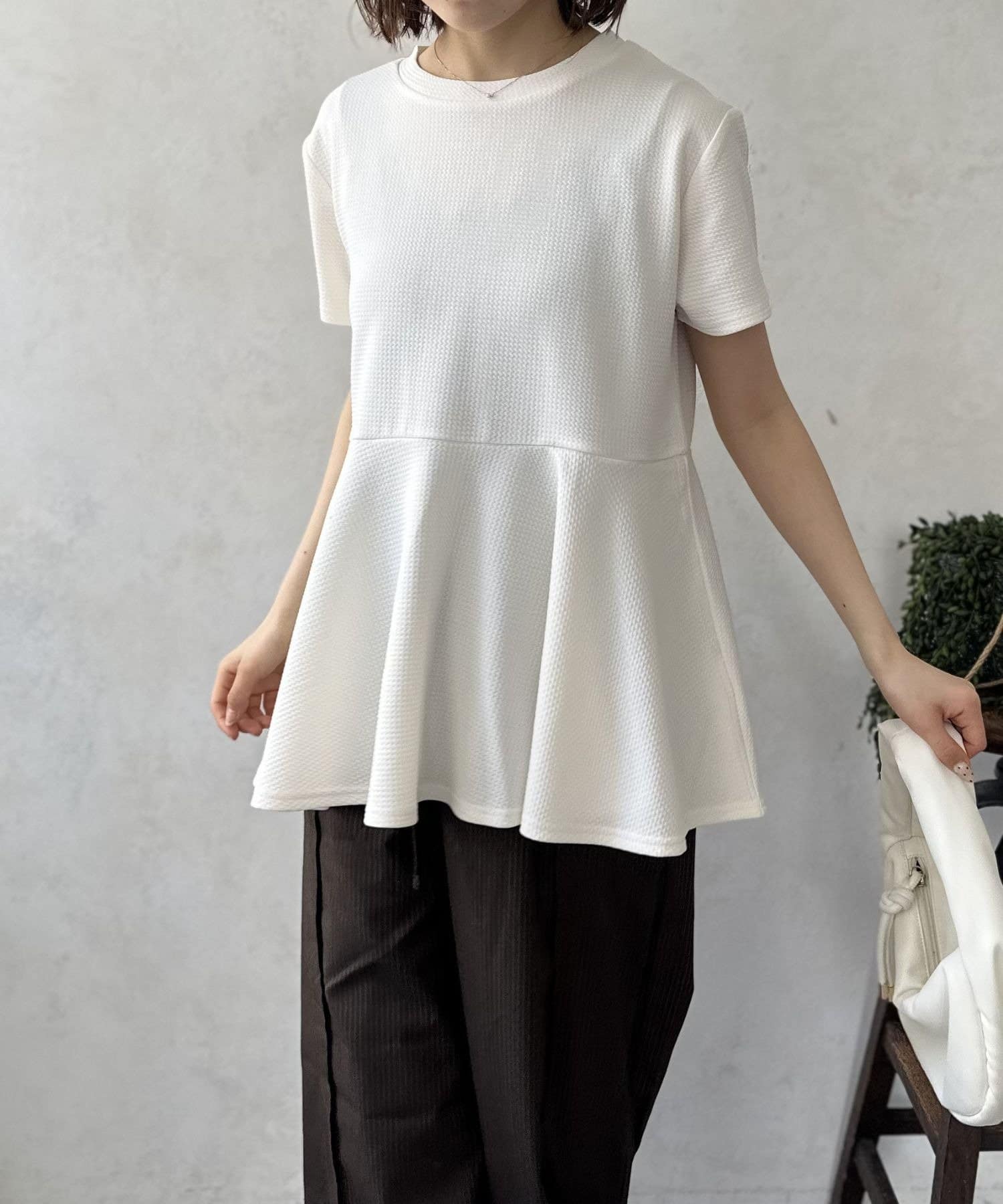 LOCUST(ローカスト) ふくれジャガードペプラムプルオーバー