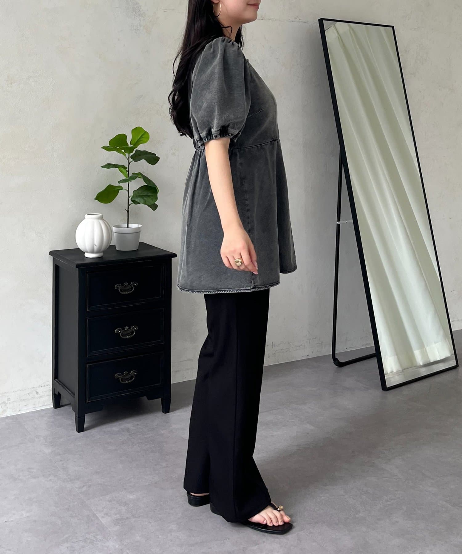 prose verse(プロズヴェール) フロントジップデニムペプラムブラウス