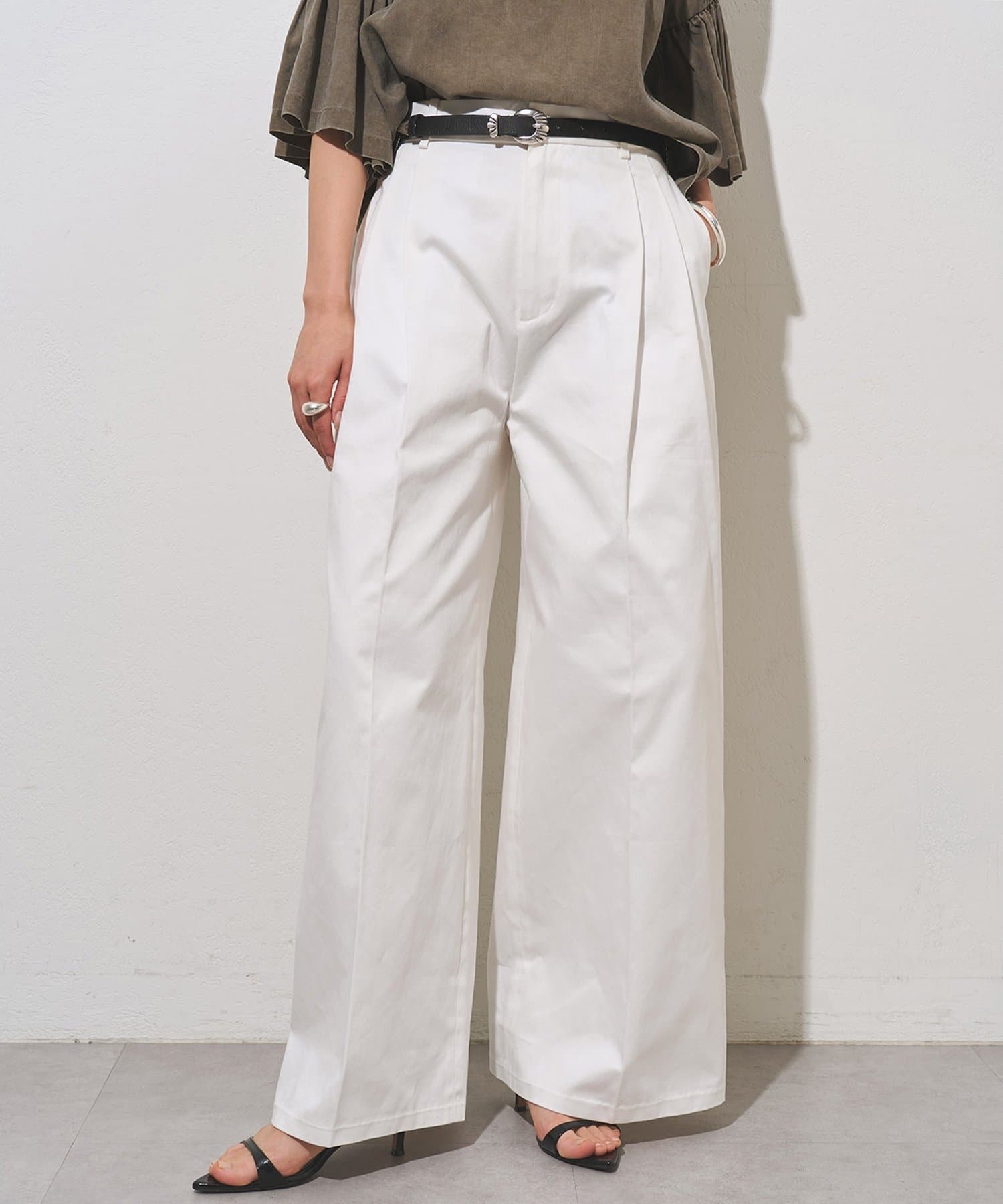 Whim Gazette(ウィム ガゼット) 【WEB限定カラーあり】TWILLタックパンツ
