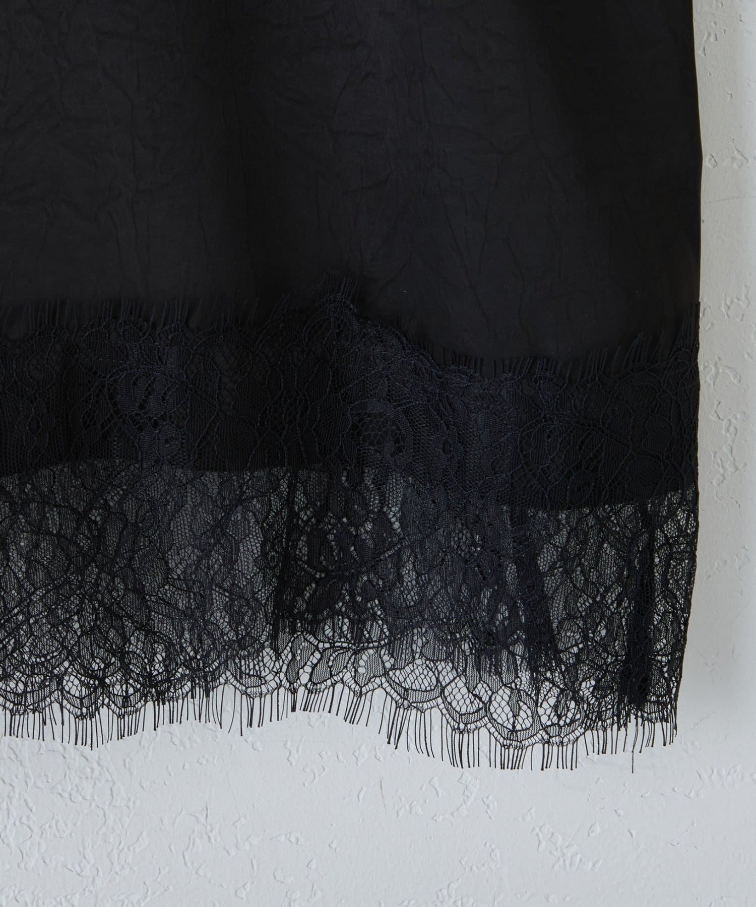 DISCOAT(ディスコート) シワサテンレース使いキャミ