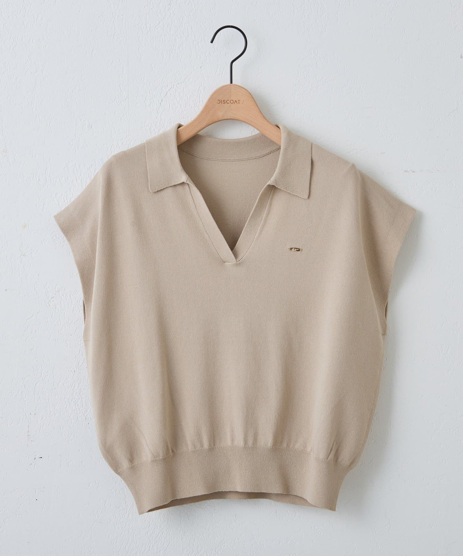 DISCOAT(ディスコート) 衿付きプレートスキッパーニット