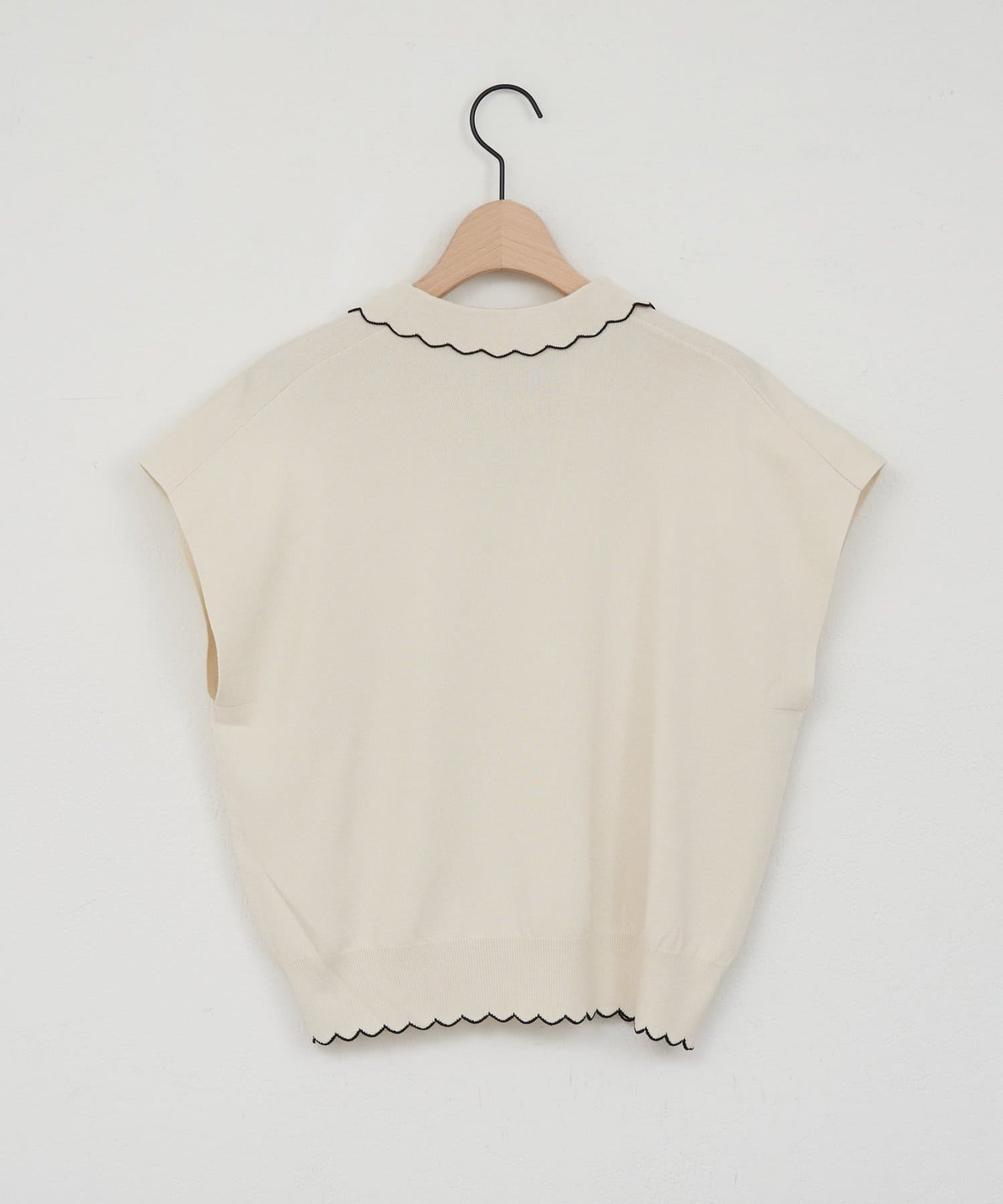 DISCOAT(ディスコート) 【WEB限定】スカラップ配色スキッパーニット