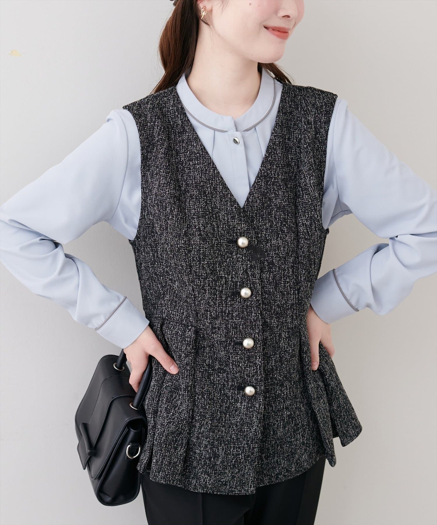 NICE CLAUP / OLIVE des OLIVE OUTLET(ナイスクラップ  / オリーブ デ オリーブ アウトレット) 【natural couture】金釦ペプラムベスト