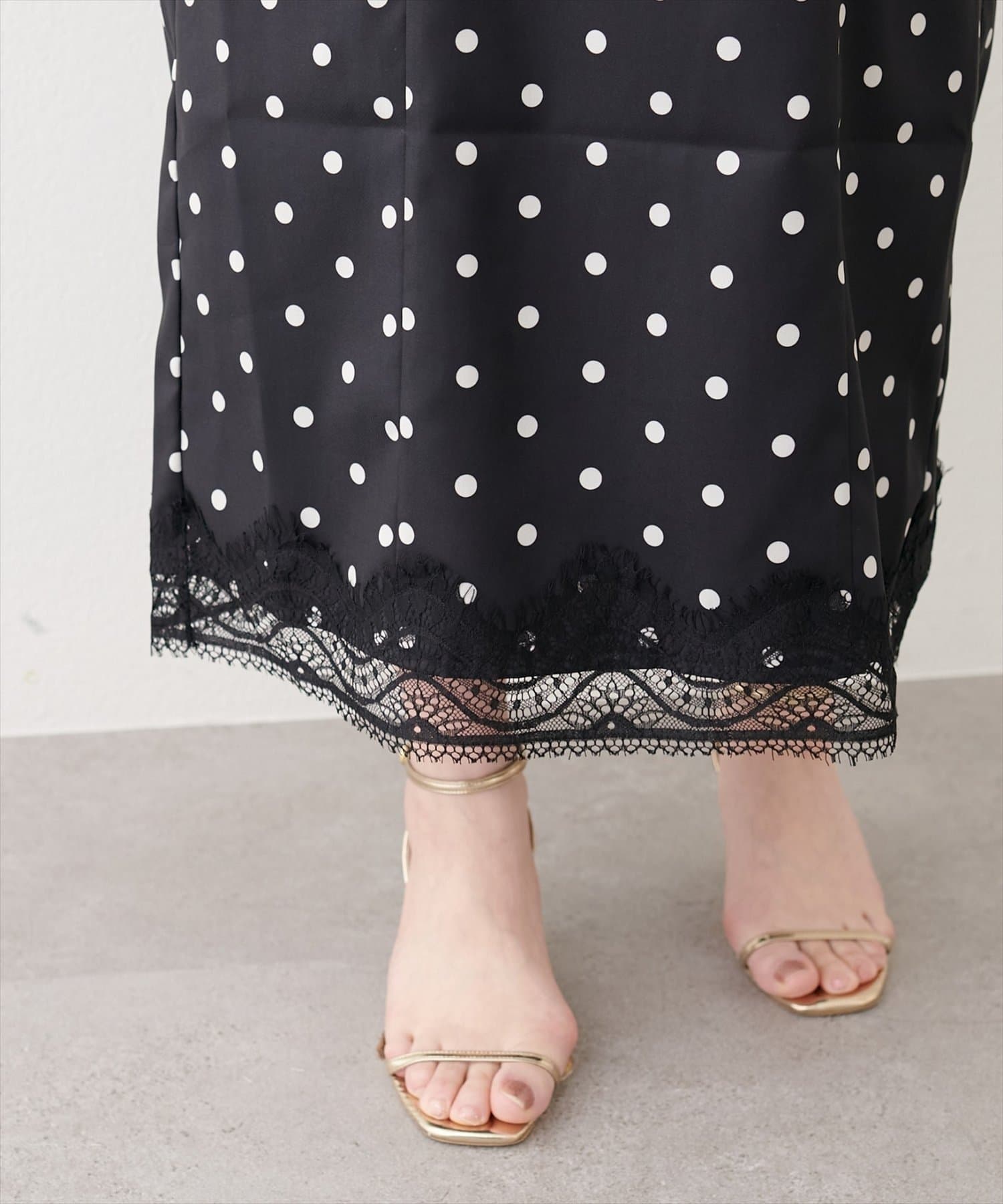 NICE CLAUP / OLIVE des OLIVE OUTLET(ナイスクラップ  / オリーブ デ オリーブ アウトレット) 【natural couture】　レーストリムキャミワンピース