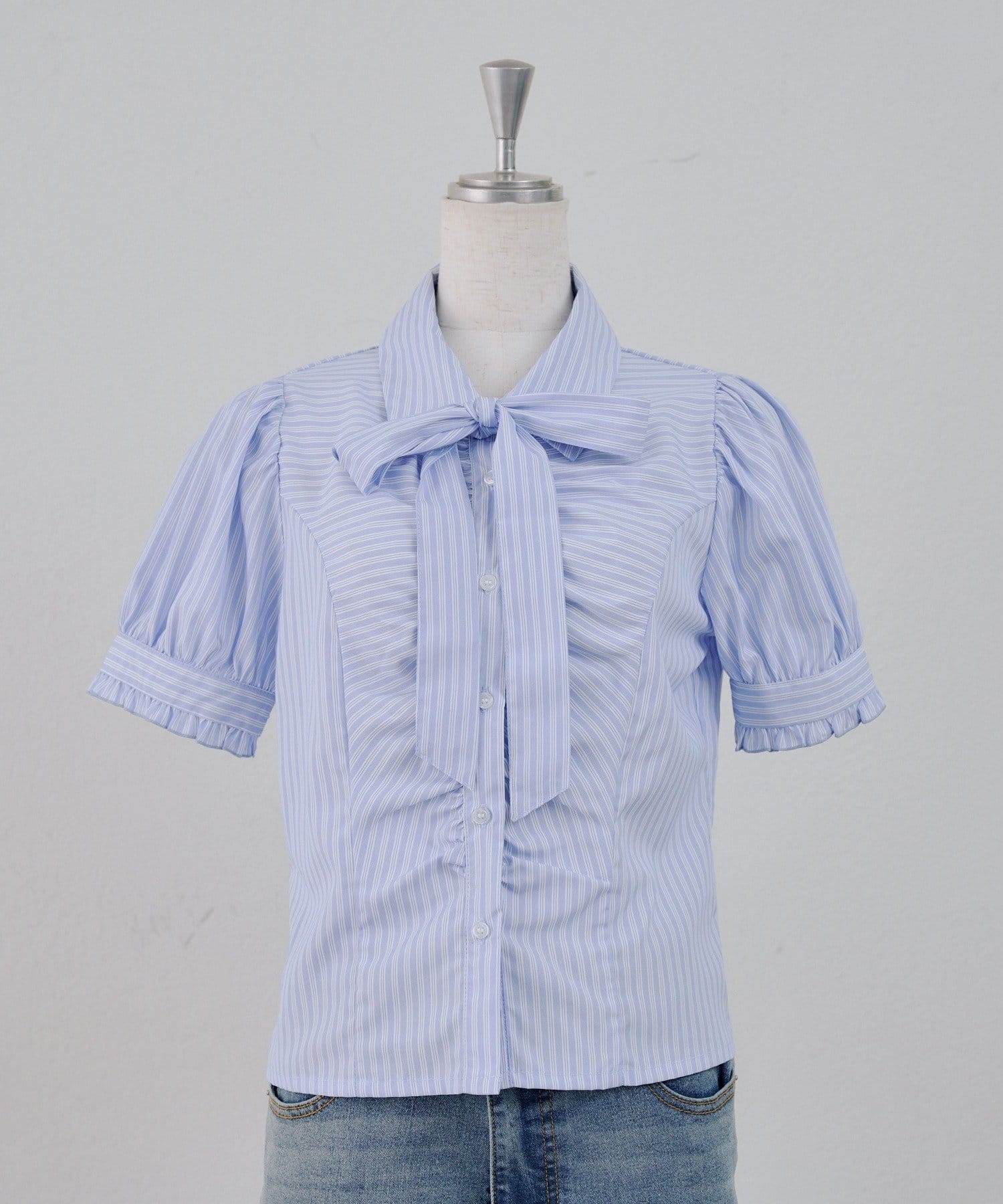 NICE CLAUP / OLIVE des OLIVE OUTLET(ナイスクラップ  / オリーブ デ オリーブ アウトレット) 【continuer】胸ギャザーリボンタイブラウス