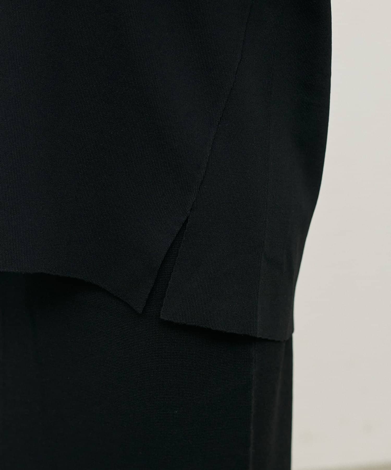 LARUTA(ラルータ) UV接触冷感深Vゆるニット