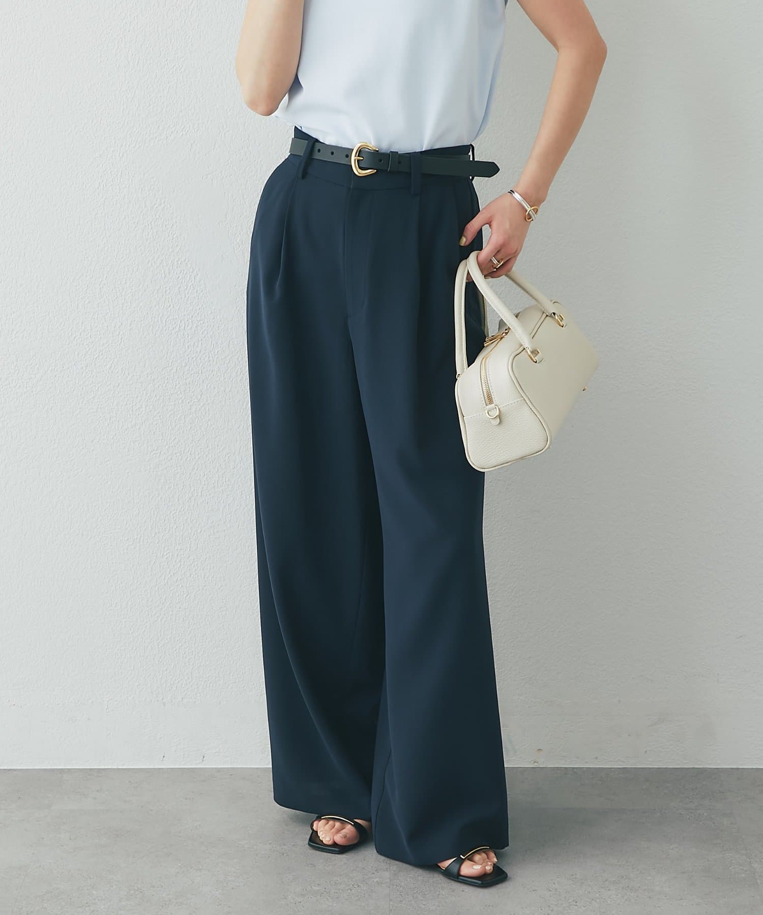 La boutique BonBon(ラブティックボンボン) ドライタッチワイドパンツ