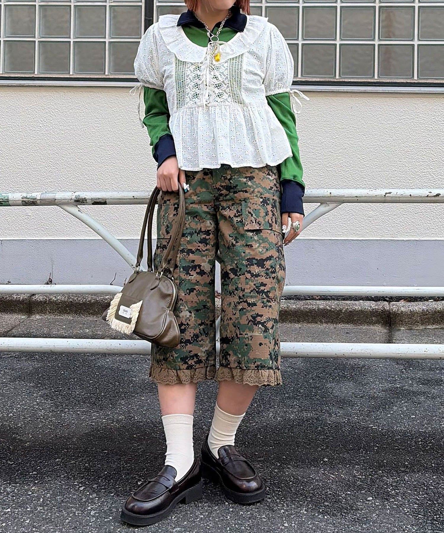 CIAOPANIC(チャオパニック) デジカモレースクロップドカーゴパンツ