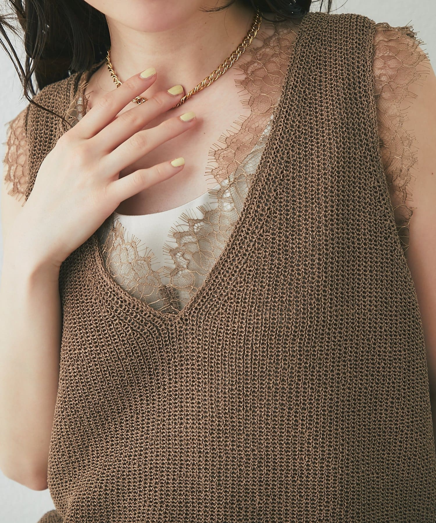 La boutique BonBon(ラブティックボンボン) ペーパーヤーンレース付きベスト