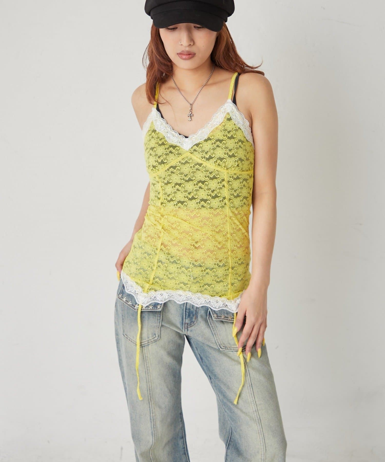 WHO’S WHO gallery(フーズフーギャラリー) レースガーターキャミ