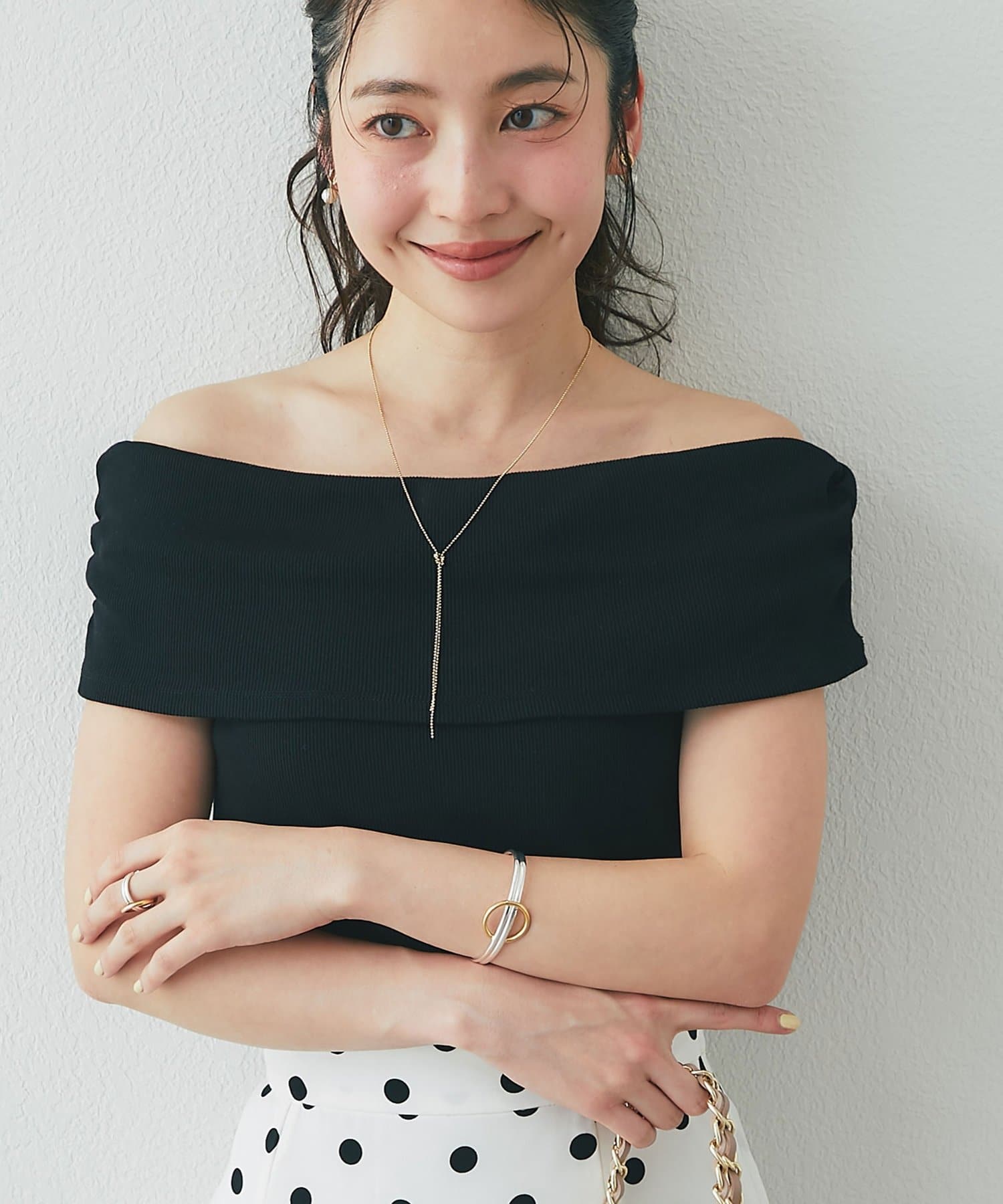 La boutique BonBon(ラブティックボンボン) オフショルテレコカットソー