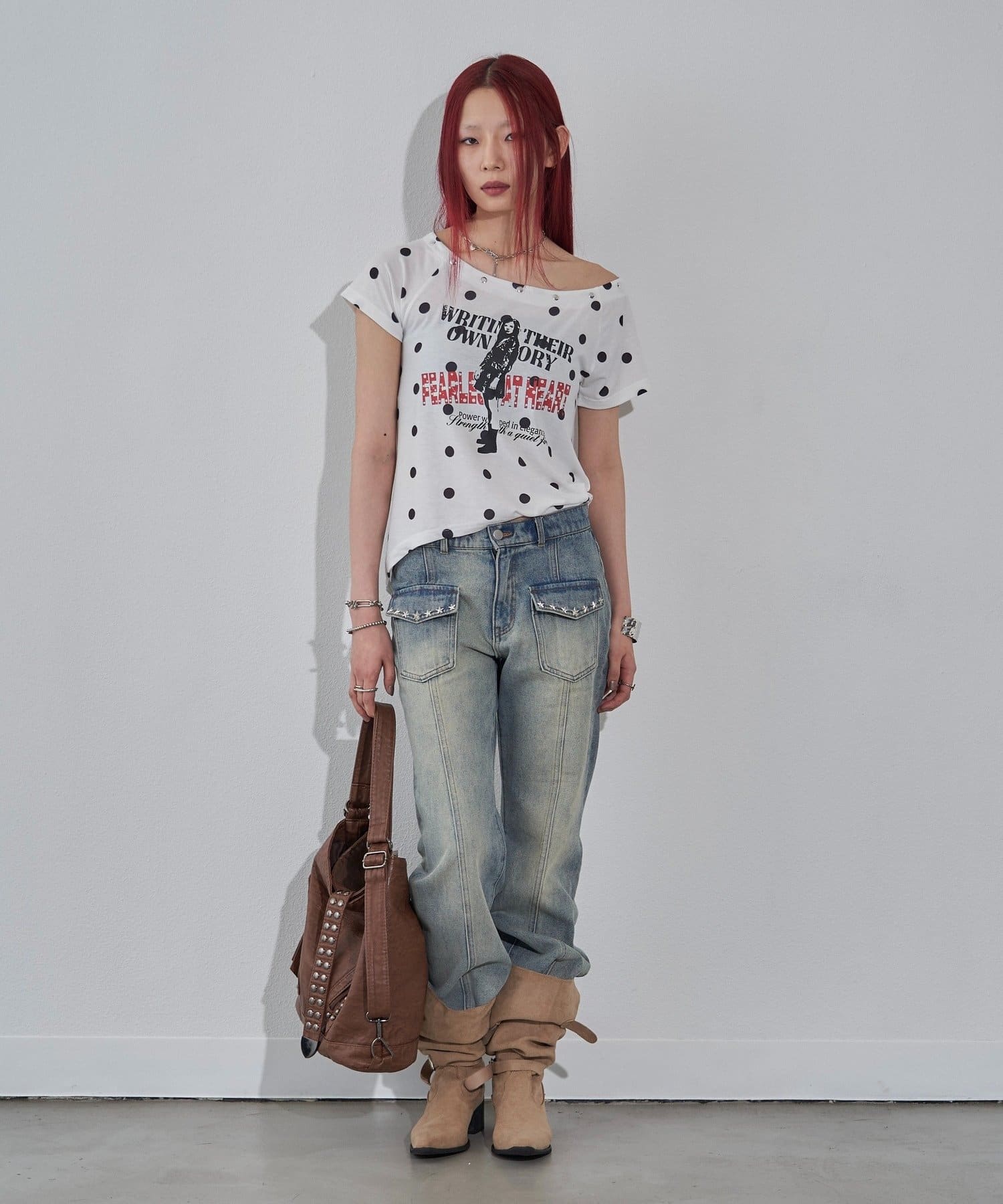 WHO’S WHO gallery(フーズフーギャラリー) エリオットラウンドヘムシアーTEE