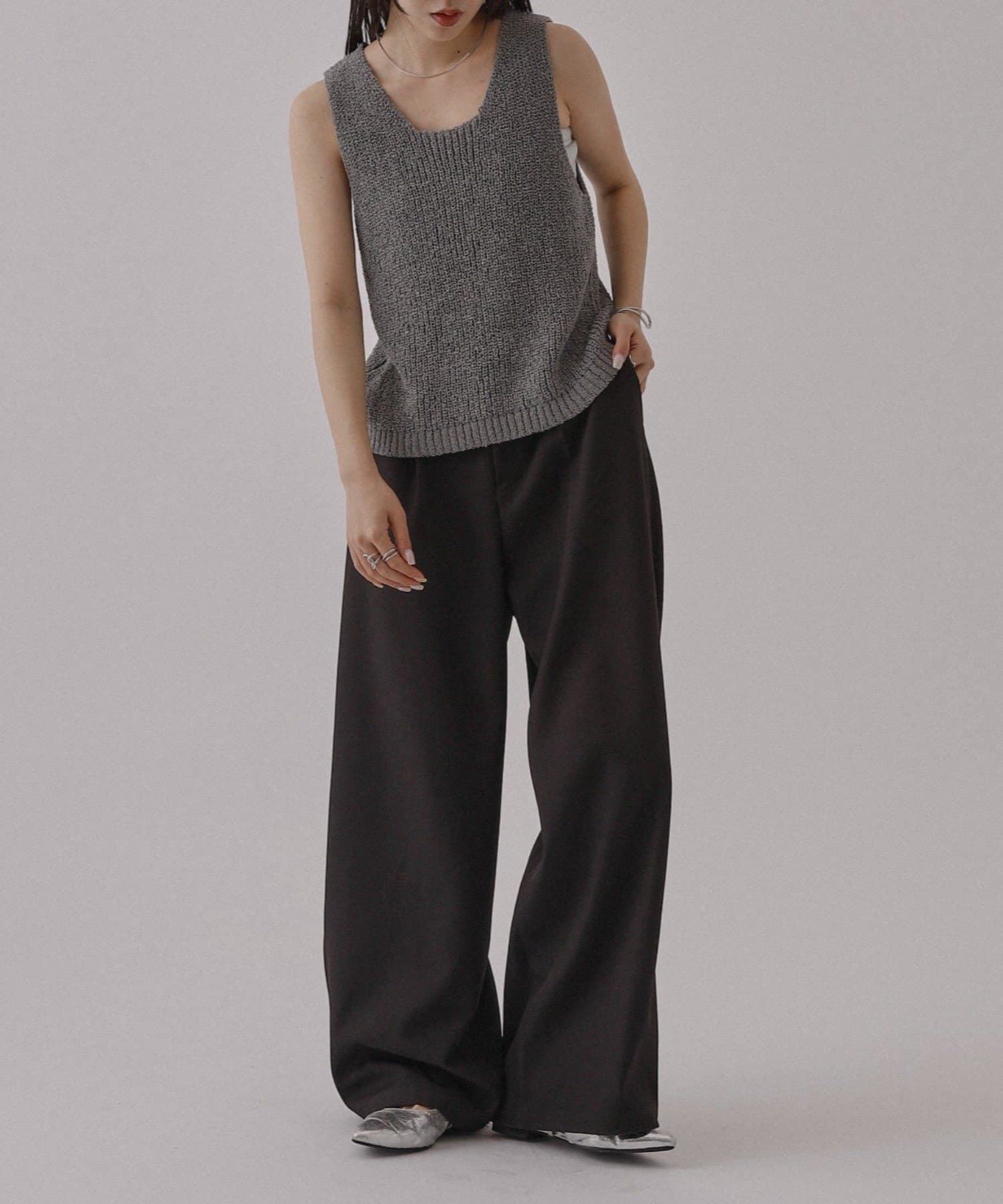 COLONY 2139(コロニー トゥーワンスリーナイン) 2WAYノースリニットベスト