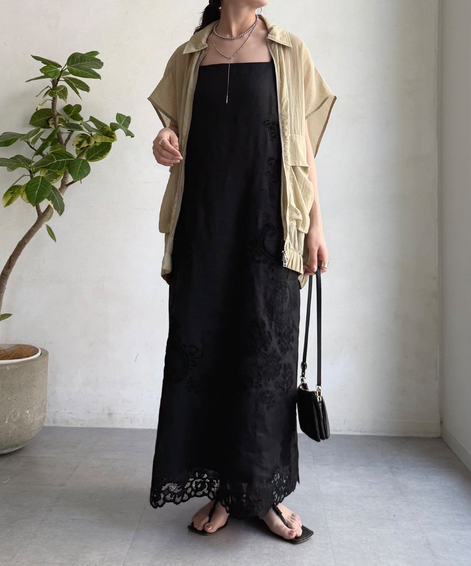 DOUDOU(ドゥドゥ) コードレース刺繍カットワークレースワンピース