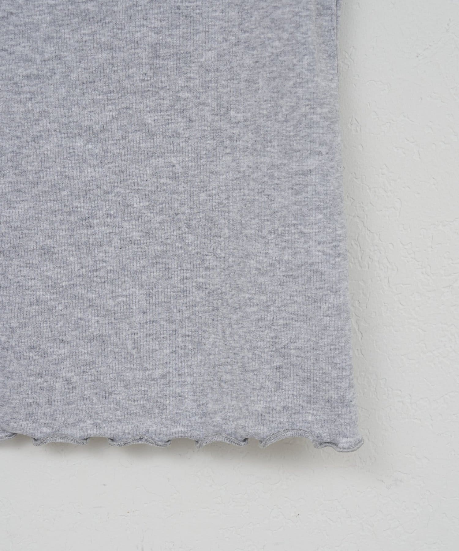 DISCOAT(ディスコート) 【umm.】ロゴプレート半袖Tシャツ