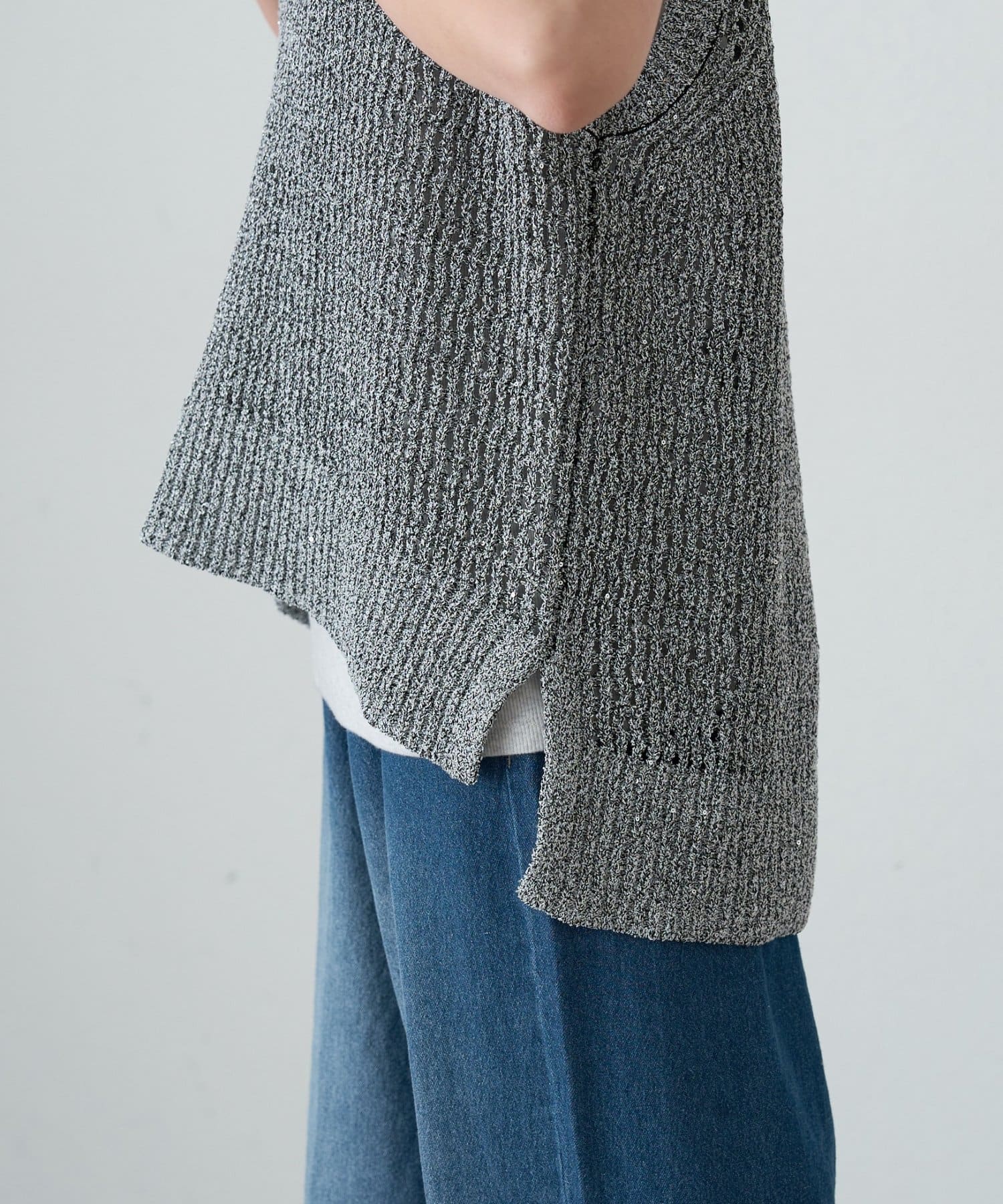 CIAOPANIC TYPY(チャオパニックティピー) 深Uスパンコールラメニットベスト