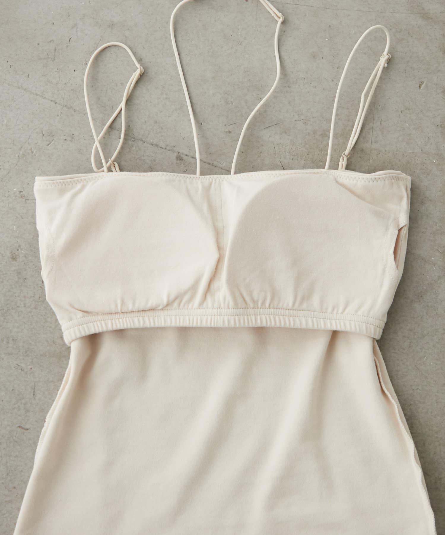 OUTLET(アウトレット) 【earthy_】オーガニックコットンカップ付きホルターストラップキャミソール