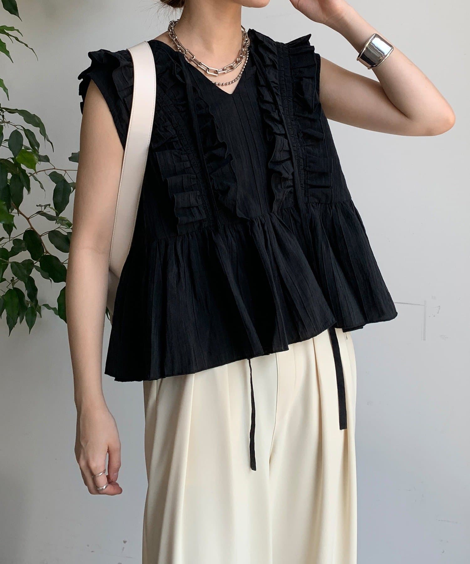 OUTLET(アウトレット) 【DouDou】フリルベスト