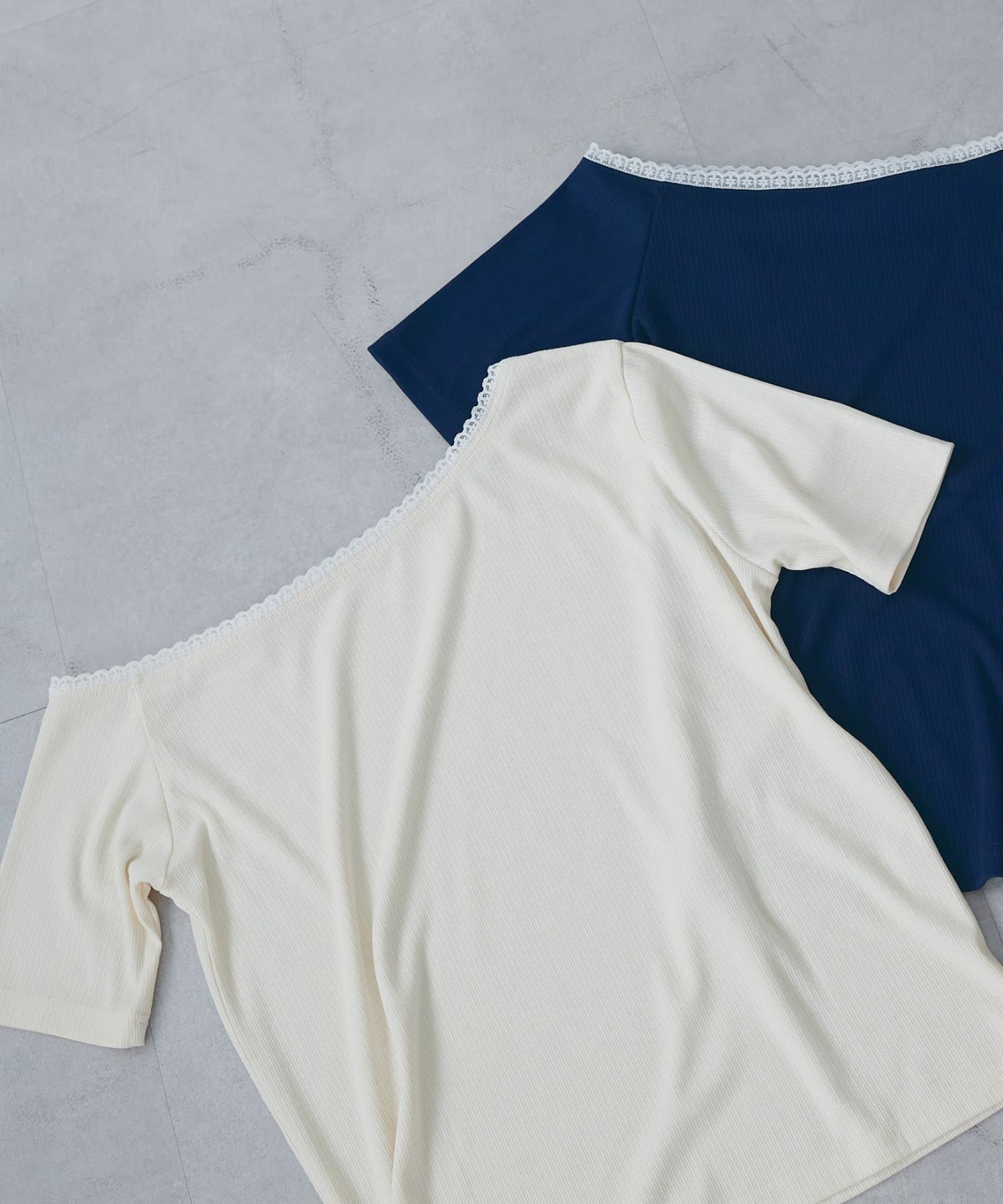 OUTLET(アウトレット) 【Discoat】前後2WAY衿レース使いワンショルT