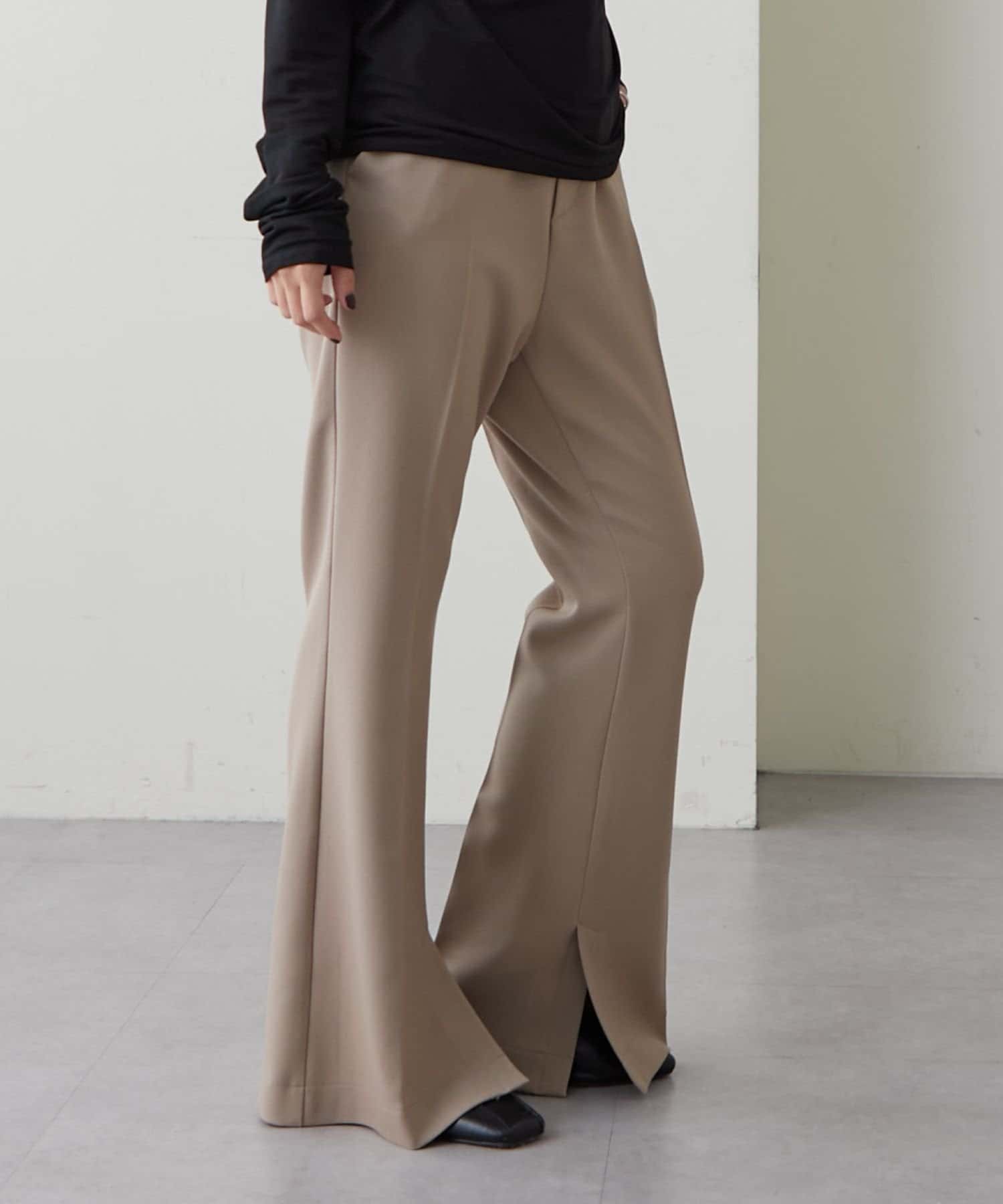 OUTLET(アウトレット) 【Omekashi】ストレッチスリムフレアパンツ