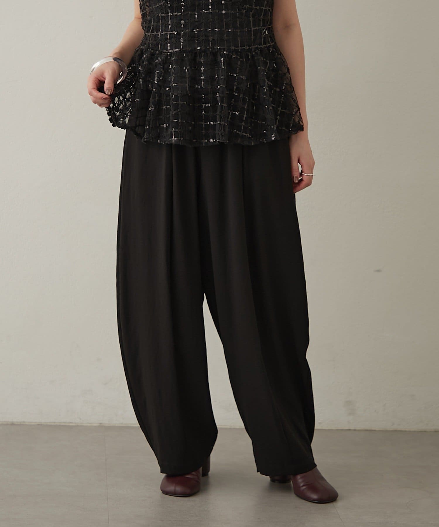 OUTLET(アウトレット) 【Omekashi】ストレッチシフォンボリュームパンツ