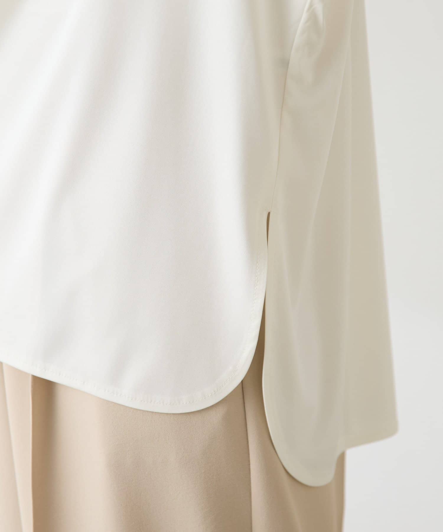 COLLAGE GALLARDAGALANTE(コラージュ ガリャルダガランテ) 【伸びるサテン/吸湿性/速乾性】ストレッチサテンTシャツ